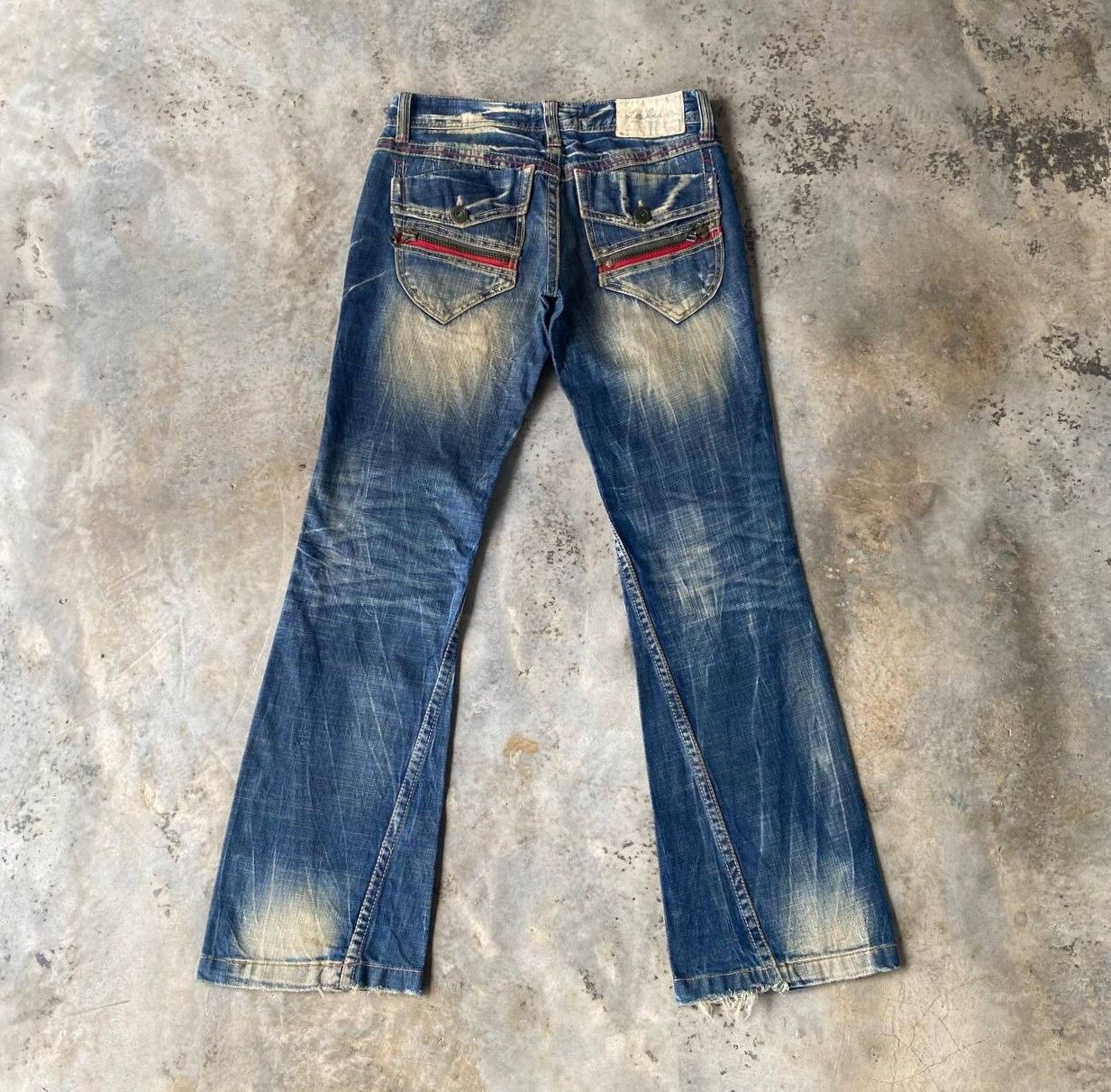 Japanese Brand VINTAGE LOLITA FLARED MUD-WASH RUSTY CLAWMARKS TWISTED SEAM Size US 29 - 13 Thumbnail