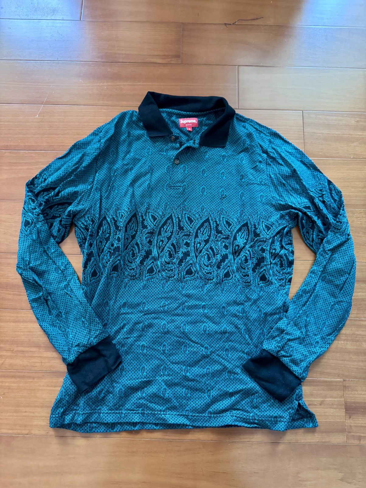 スケートボード Supreme Brushed Floral Polo Longsleeve Supreme Floral Patchwork Velour L S Polo (FW21) - $128