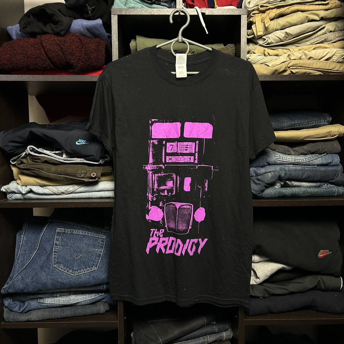 Band Tees Vintage The Prodigy Big Graphic Logo rock band tee size S Size US S / EU 44-46 / 1 - 1 Thumbnail