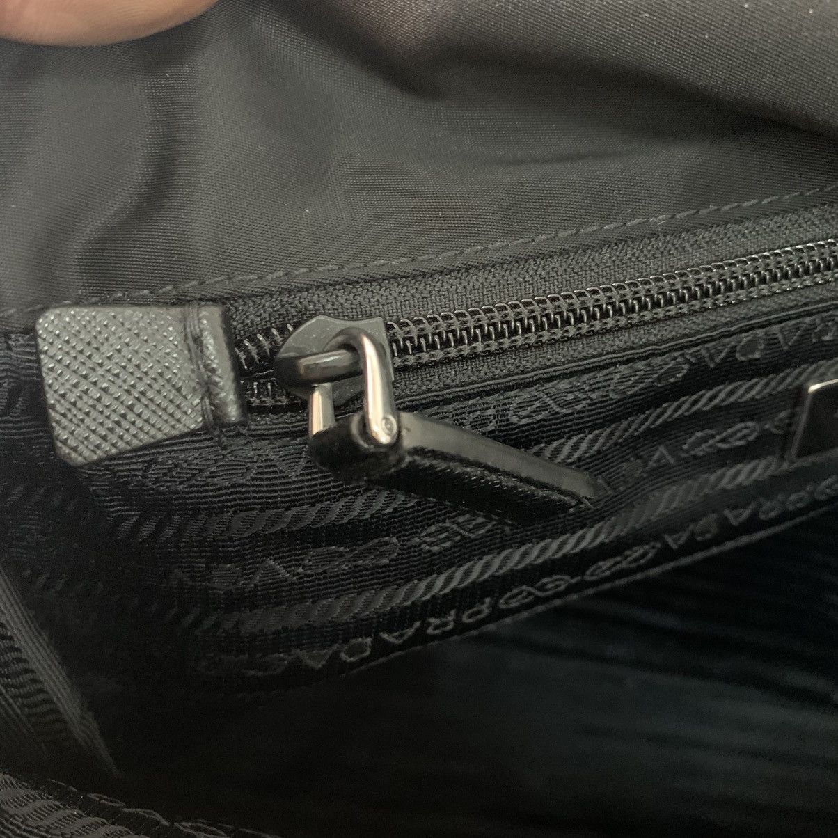 Prada Prada Nylon Black Mesengger Bag Size ONE SIZE - 16 Thumbnail