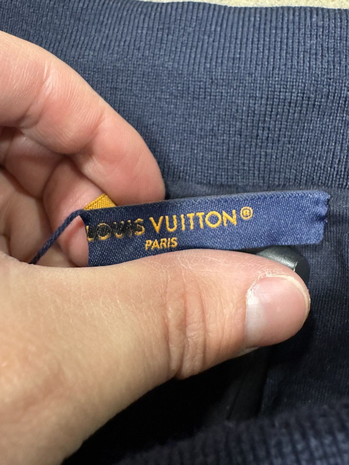 Louis Vuitton Louis Vuitton Camo Fleece Pants NEW 2000$ Size US 34 / EU 50 - 3 Thumbnail