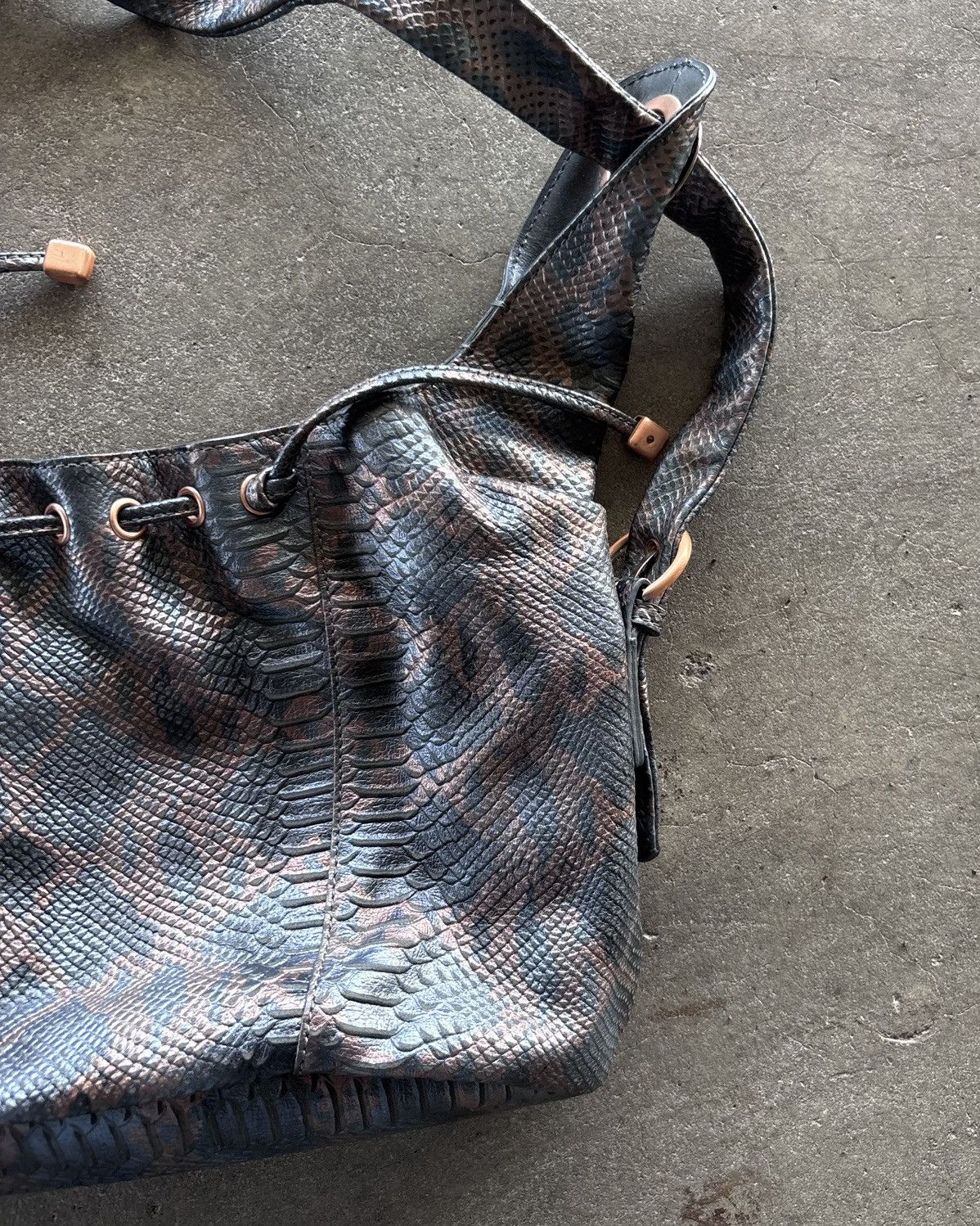 If Six Was Nine × Japanese Brand × Le Grande Bleu (L.G.B.) Charlie Lapson Vintage Crocodile Skin Style Bag Size ONE SIZE - 2 Thumbnail