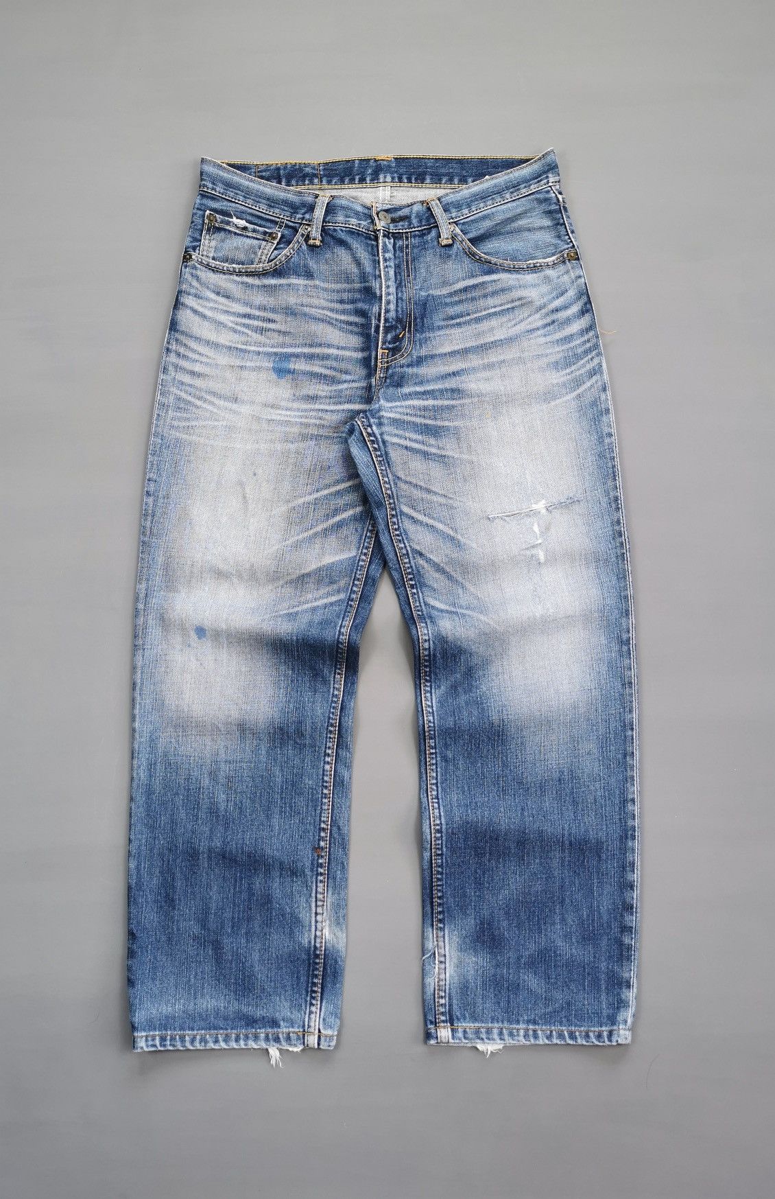 Levi's Vintage Levis 702 Distressed Jeans Size US 32 / EU 48 - 1 Thumbnail