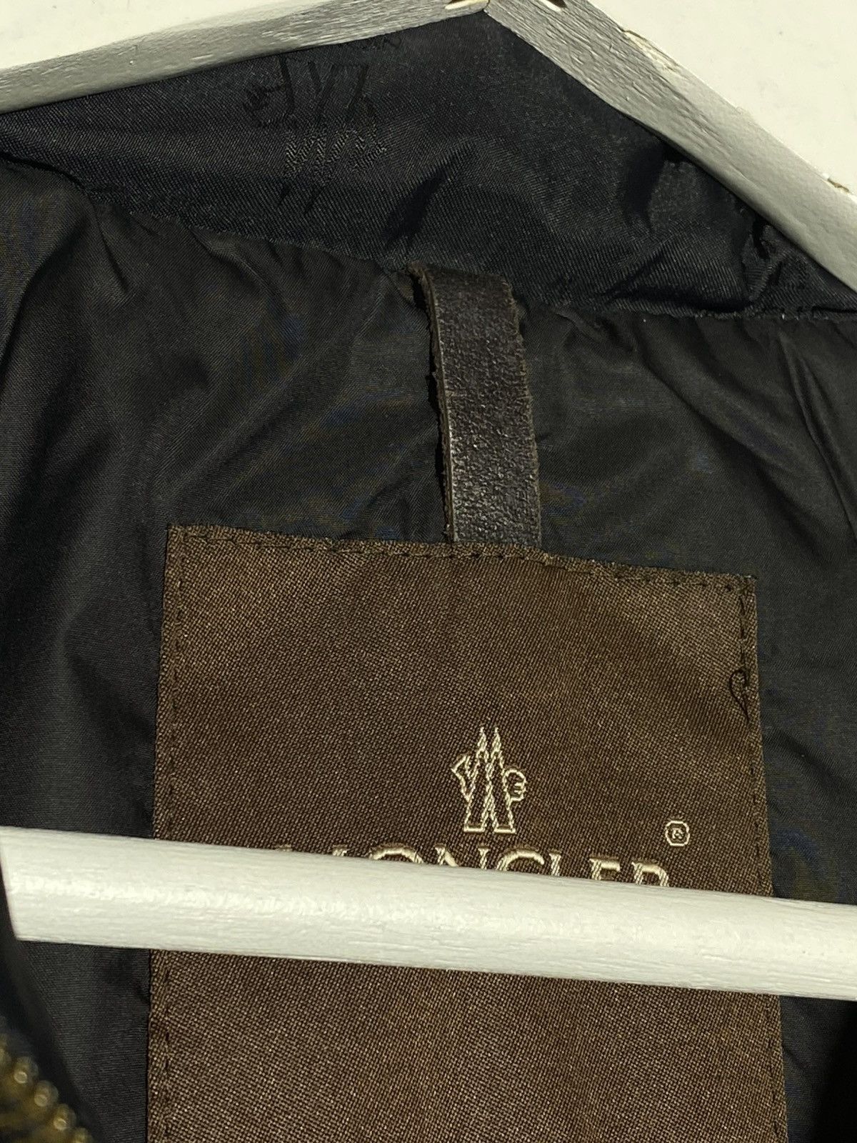 Moncler Moncler Down Filled Monogram Jacket with Fur Details Size S / US 4 / IT 40 - 14 Thumbnail