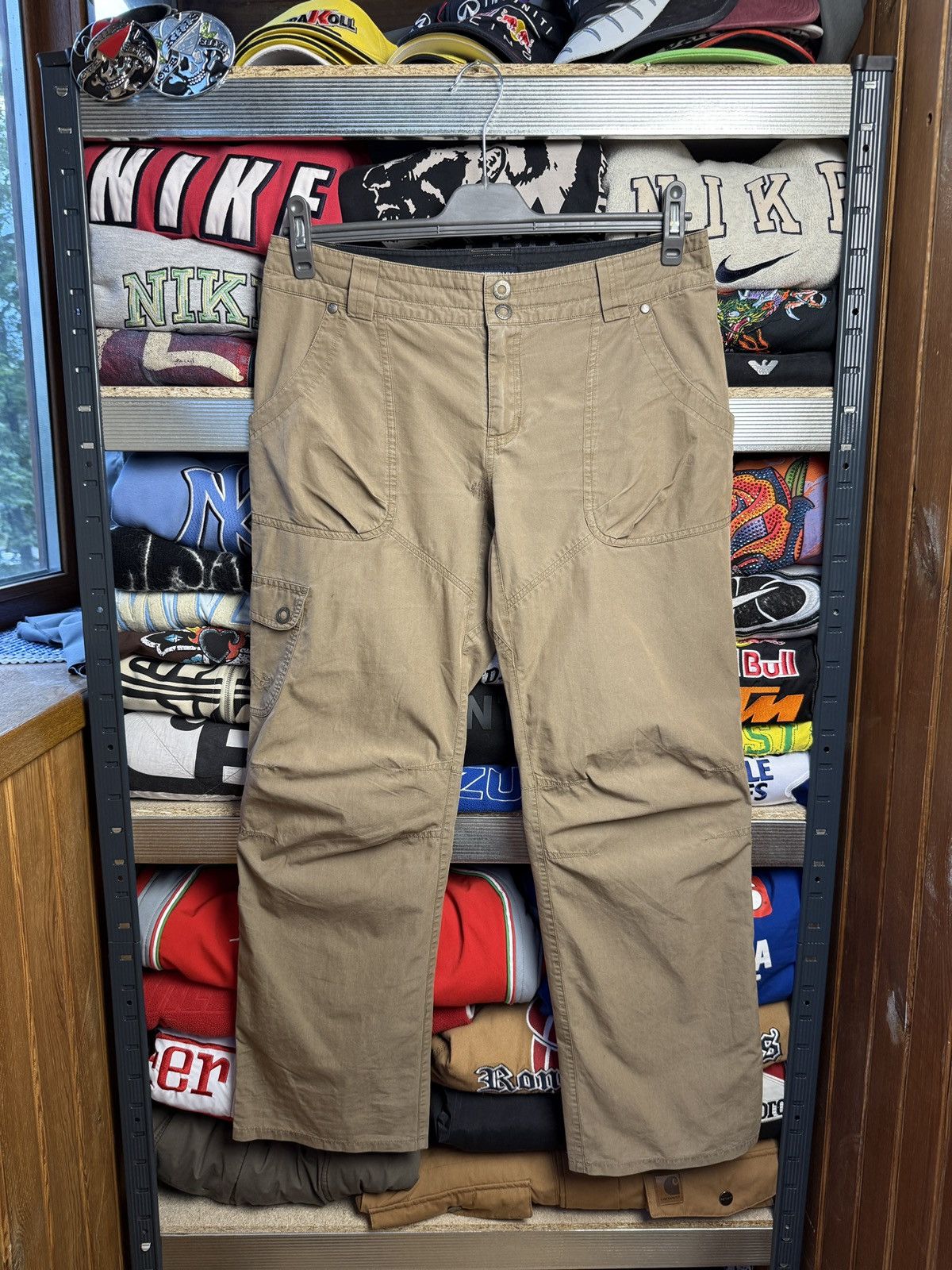Arc'teryx Vintage Arcteryx Cargo Pants Size 10(M) Women’s Size 32" / US 10 / IT 46 - 1 Thumbnail