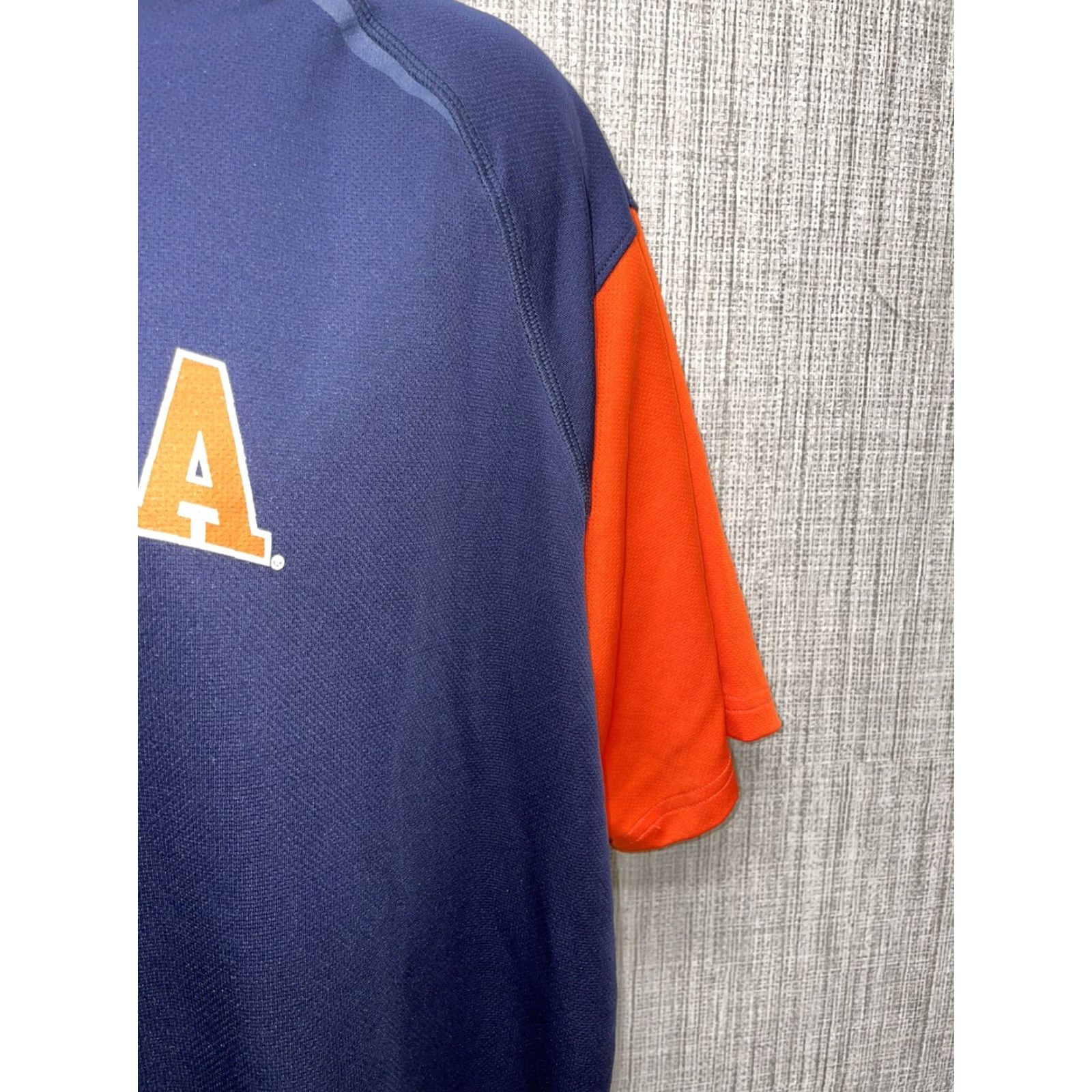 Under Armour Under Armour Loose HeatGear Virgine Athletic Shirt Mens 2XL Blue T-Shirt Athletic Mens Under Armour HeatGear Size US XXL / EU 58 / 5 - 3 Thumbnail