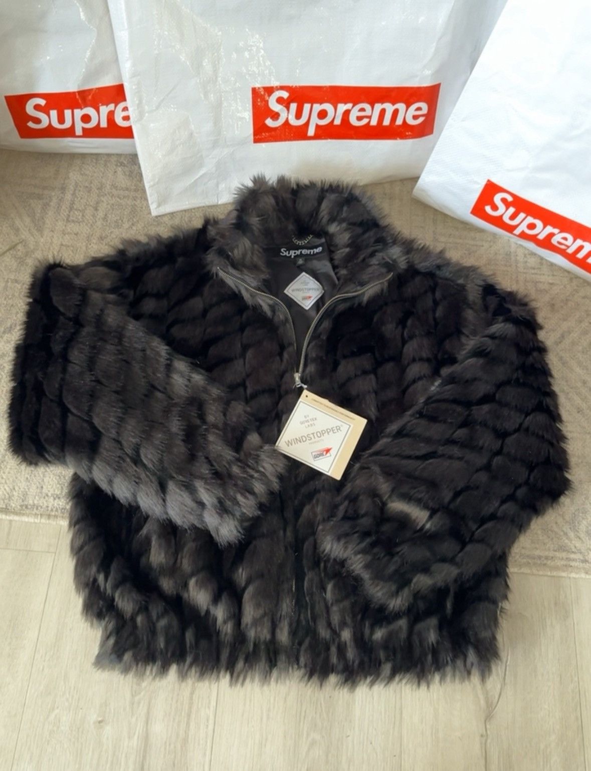 Supreme Supreme Faux Fur 2-Tone Windstopper Jacket SS25 Size US M / EU 48-50 / 2 - 1 Thumbnail