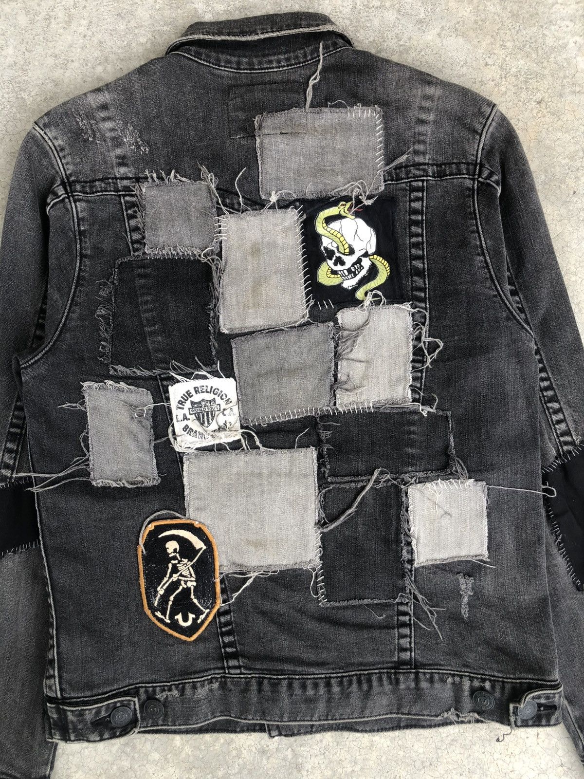True Religion True Religion Denim Jacket Boro Patchwork Distressed Size US M / EU 48-50 / 2 - 7 Thumbnail