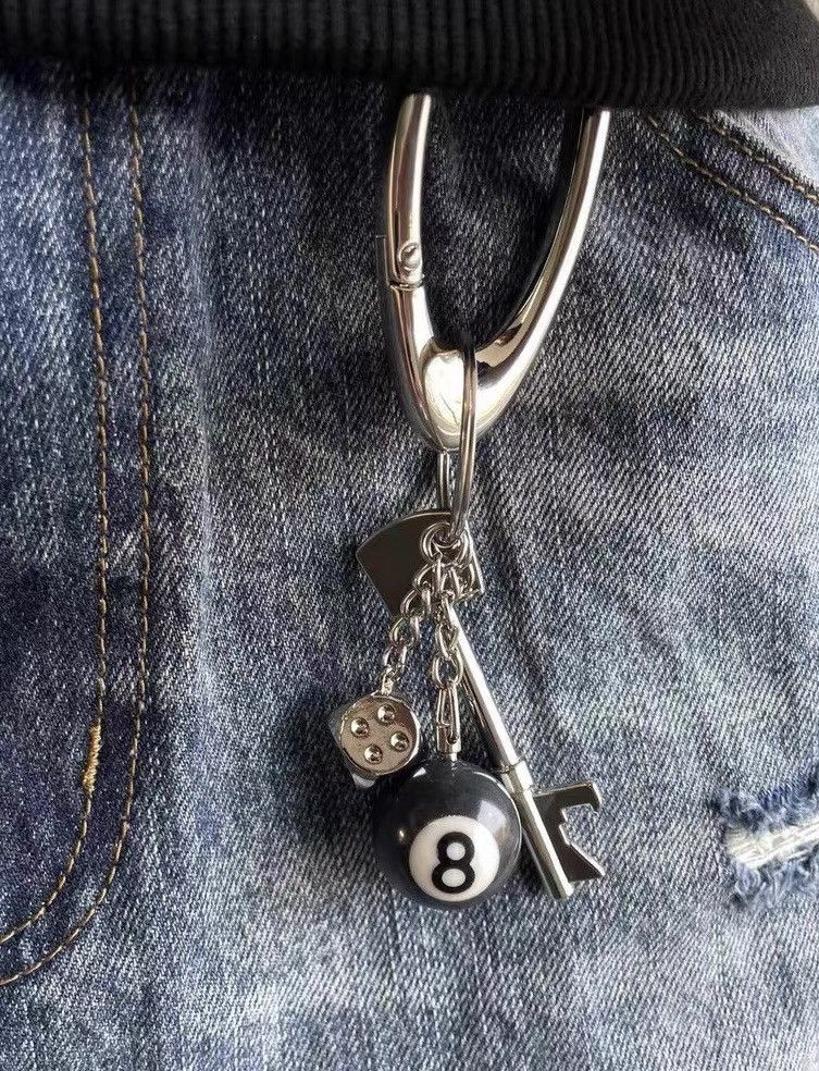 Japanese Brand Vintage y2k oval carabiner dice key snooker 8 ball keychain Size ONE SIZE - 4 Thumbnail