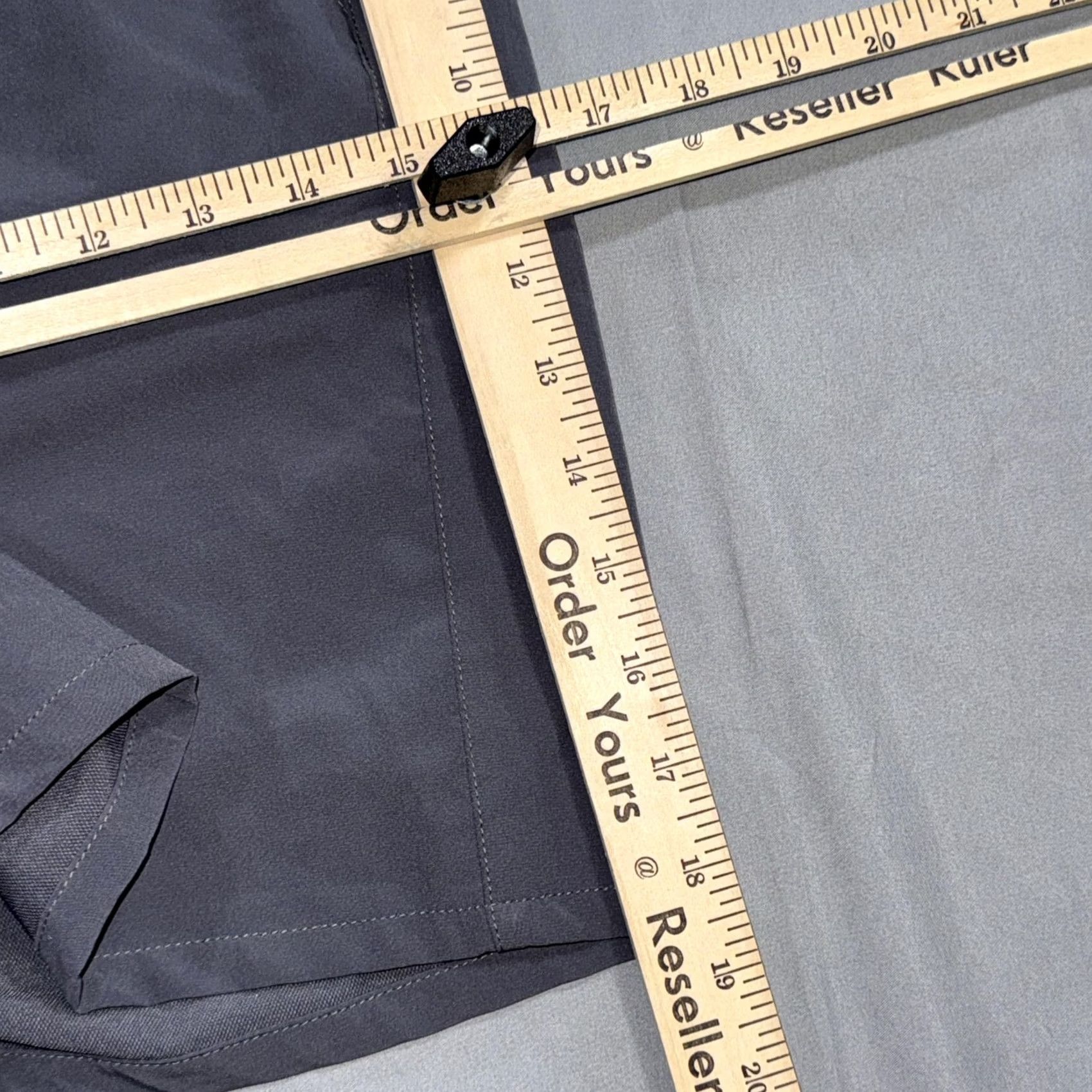 Ten Thousand Ten Thousand Shorts Mens L Gray Athletic Drawstring Elastic Waist Pockets Regular Inseam 7in Size US 33 - 6 Thumbnail