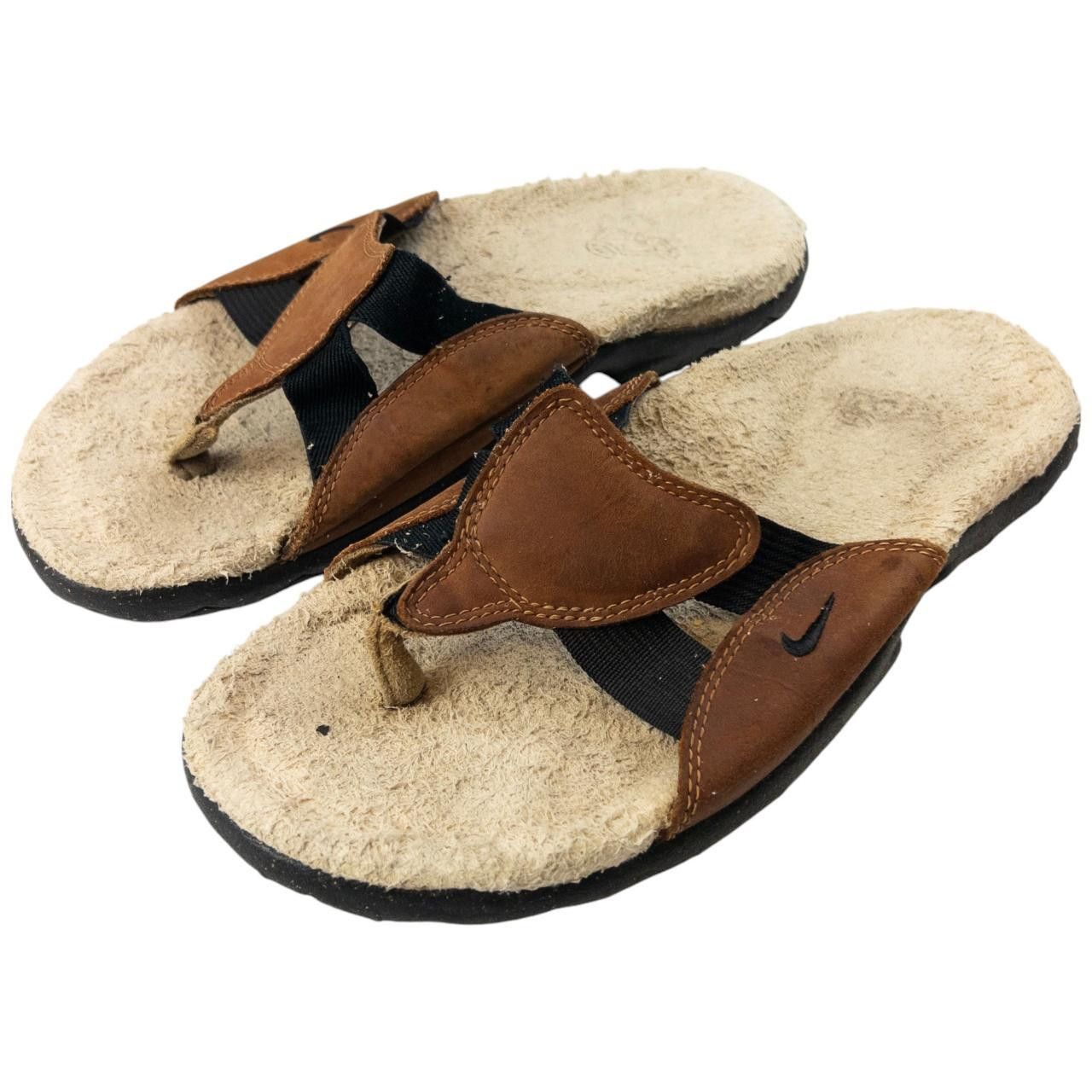 Nike Vintage Nike Flip Flop Sandals Size UK10 Size US 10 / EU 43 - 1 Thumbnail
