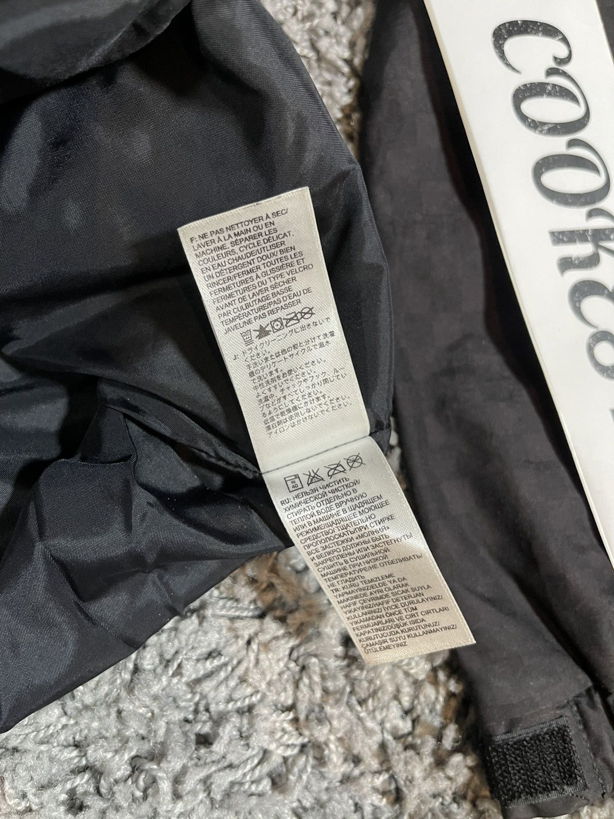 Supreme × The North Face 2011SS Supreme X TNFCheckered Windbreaker Jacket Black Size US M / EU 48-50 / 2 - 21 Thumbnail