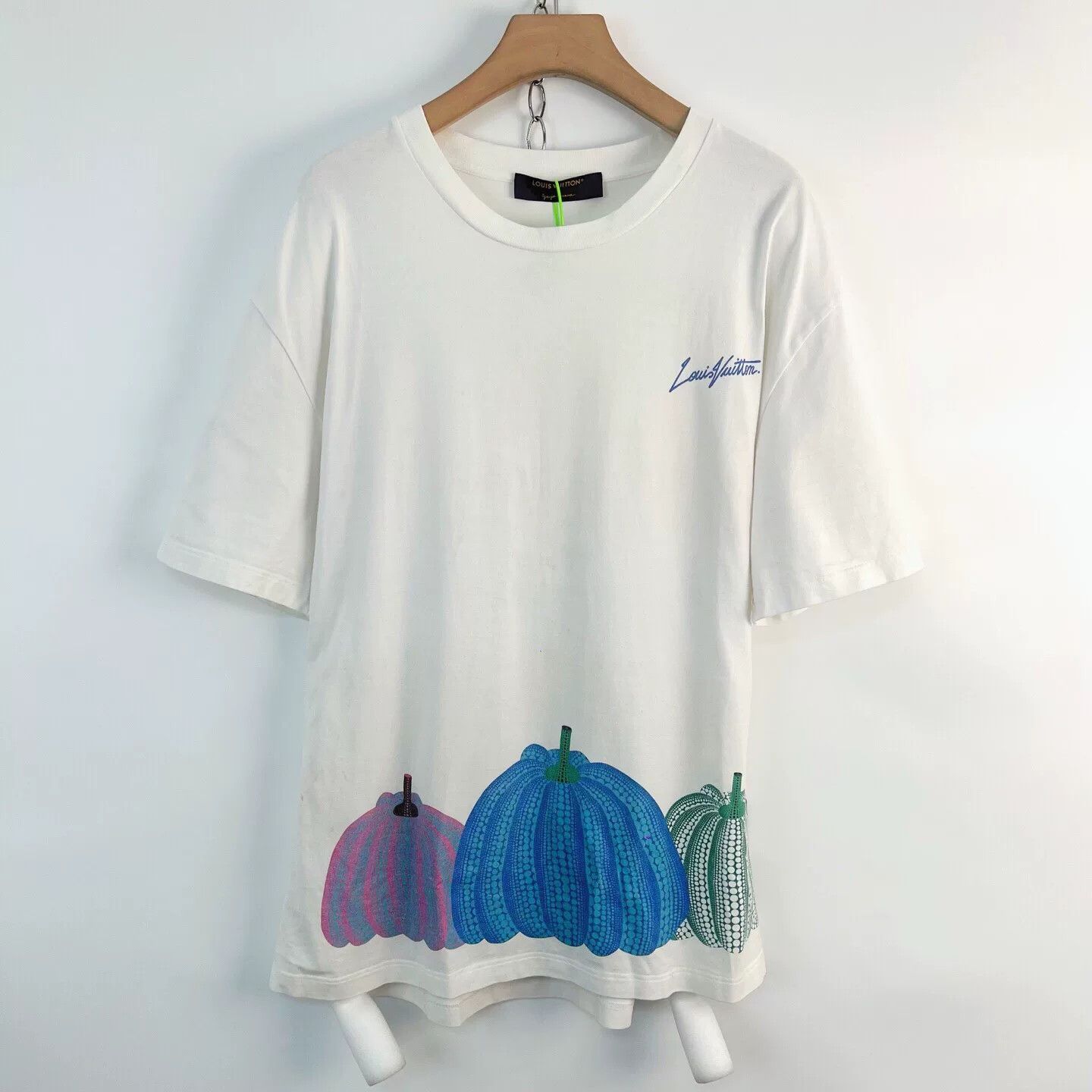 Louis Vuitton Louis Vuitton Yayoi Kusama Polka Dot Pumpkin T-shirt Size US XXL / EU 58 / 5 - 1 Thumbnail