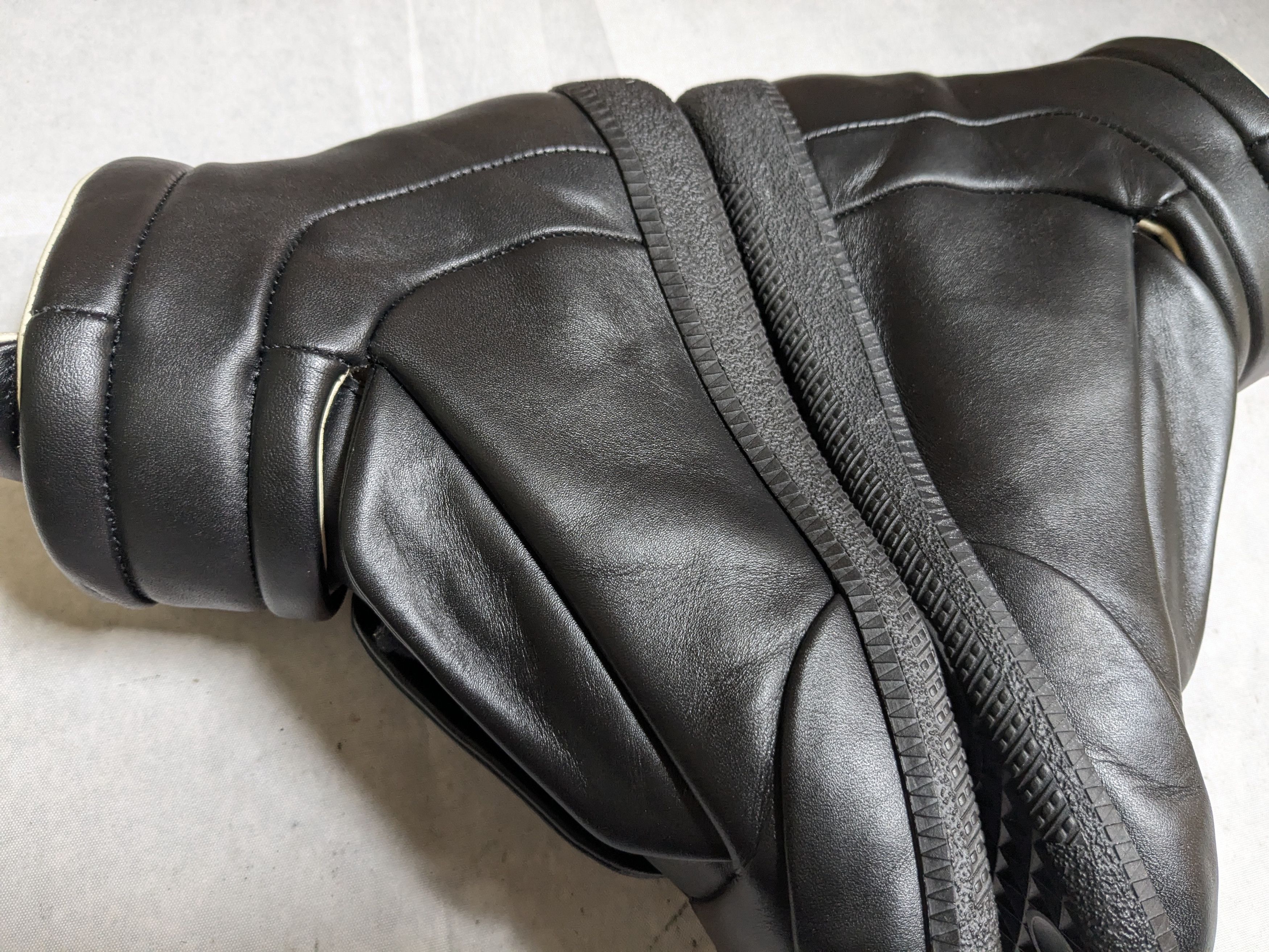 Maison Margiela Maison Margiela Future Sneakers Black 38 8 Women's High Tops Size US 8 / IT 38 - 12 Thumbnail