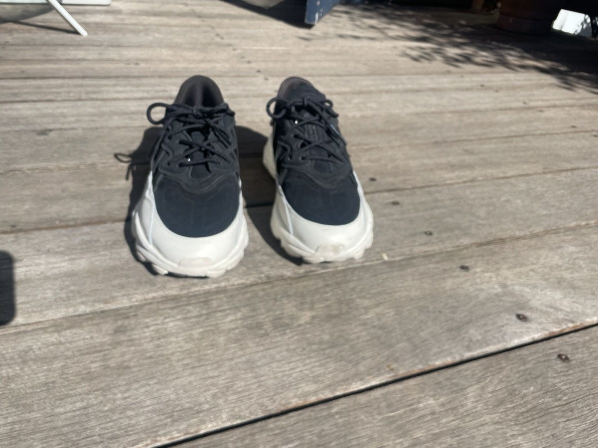 Adidas Adidas Ozweego black and white colorway Size US 10.5 / EU 43-44 - 10 Thumbnail