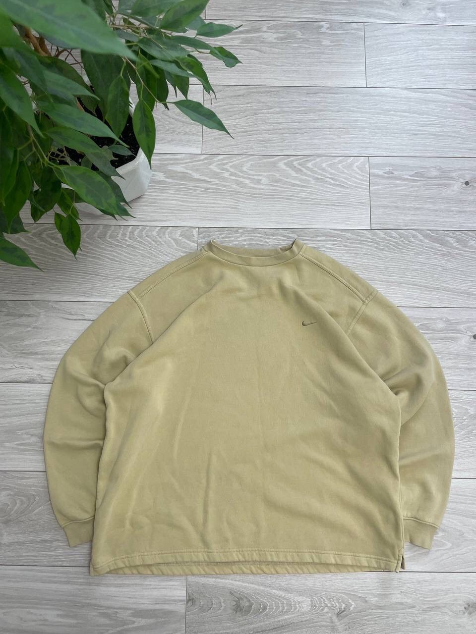 Nike × Vintage Vintage Nike Mini Logo Baggy Sweatshirt Y2K Size US XL / EU 56 / 4 - 1 Thumbnail