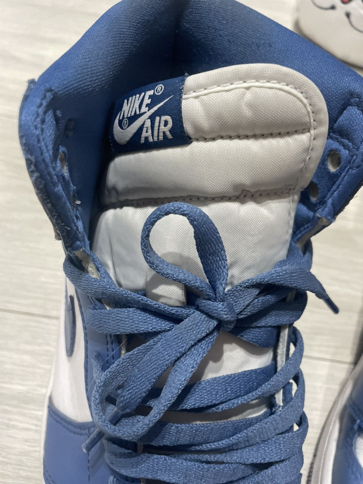 Nike Nike Air Jordan 1 Retro High OG (Size EU 44 | US 10) Size US 11 / EU 44 - 5 Thumbnail