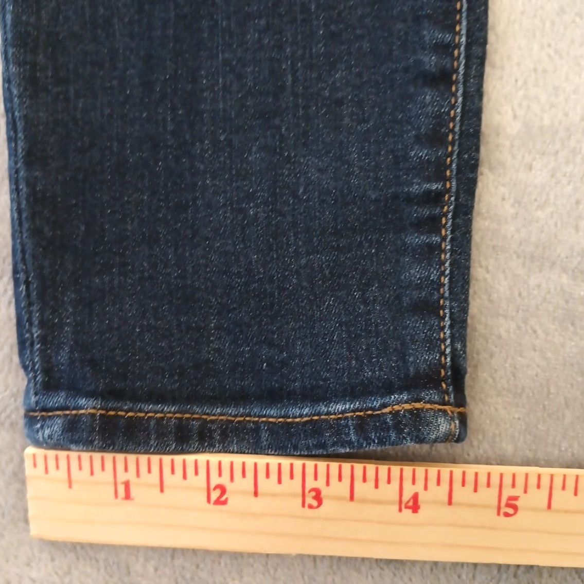 J.Crew J.Crew Jeans Skinny Womens Size 27 Blue Dark Wash Mid Rise 27 In Inseam 27 5-Pocket Denim Cotton Blend Regular Waist 28 in XS? Size 27" / US 4 / IT 40 - 6 Thumbnail