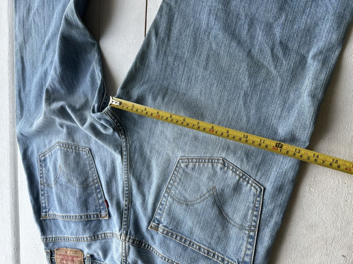 Levi's × Vintage 🚨Vintage 90s Levis Jeans 559 Relaxed Fit Light Wash Denim Size US 38 / EU 54 - 12 Thumbnail