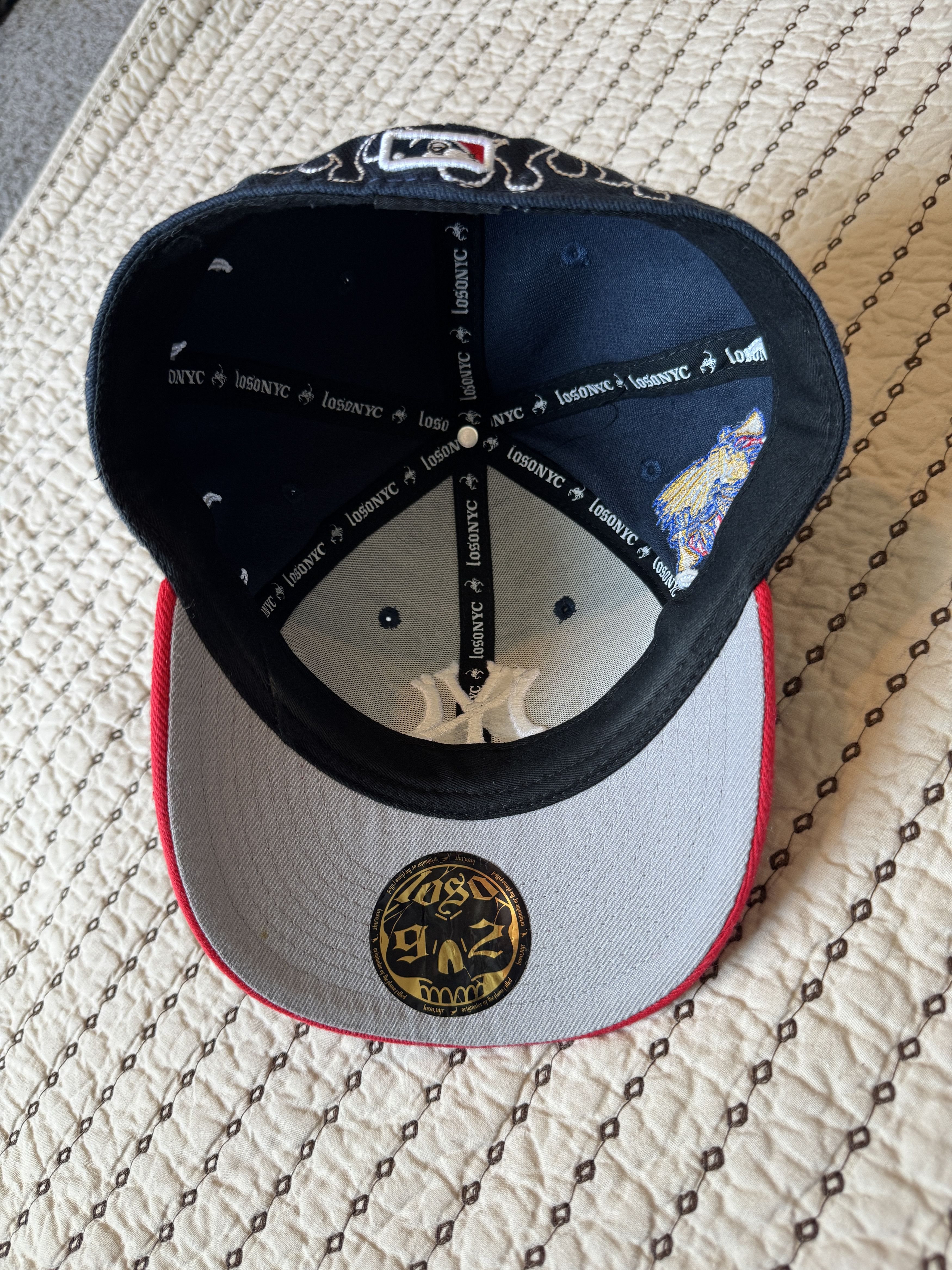 New Era LOSO NYC NEW YORK YANKEES FITTED HAT 7 3/8 (58.7 CM) Size 32 - 7 Thumbnail