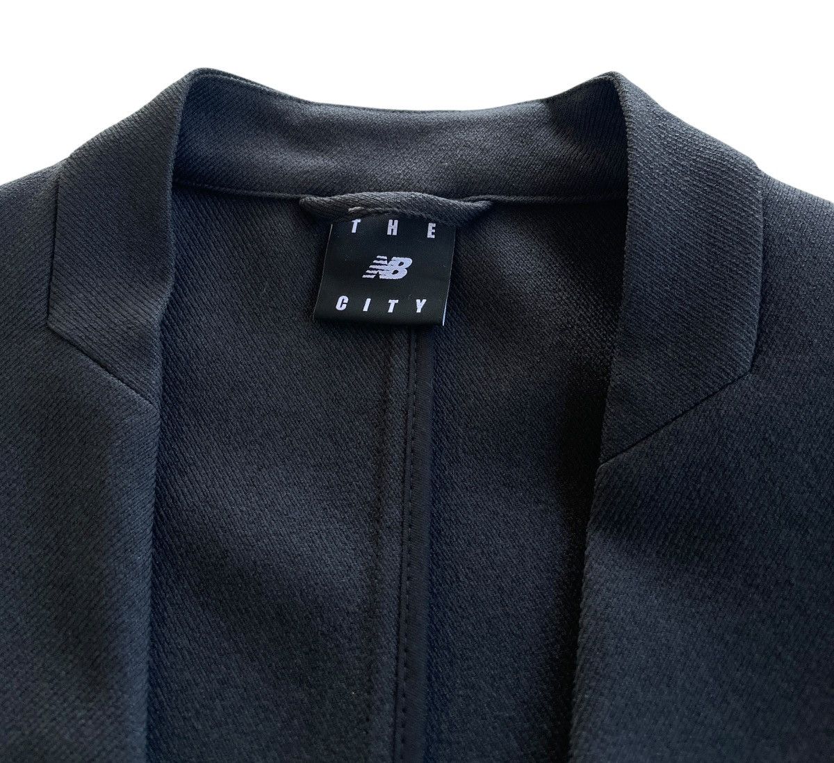 New Balance New Balance The City Coat Size US L / EU 52-54 / 3 - 7 Thumbnail