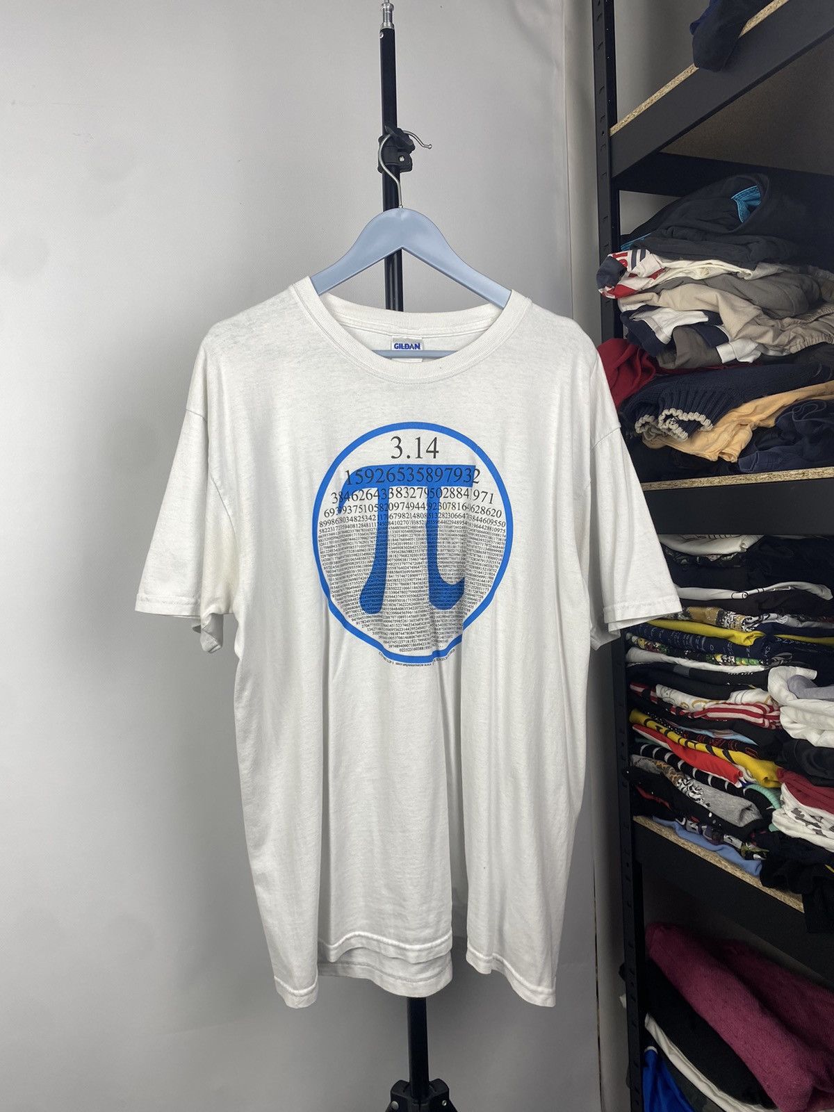 Vintage Y2K 00’s Vintage Pi 3.14 Stonewash Art T Shirt Hype CW21 Size US L / EU 52-54 / 3 - 1 Thumbnail