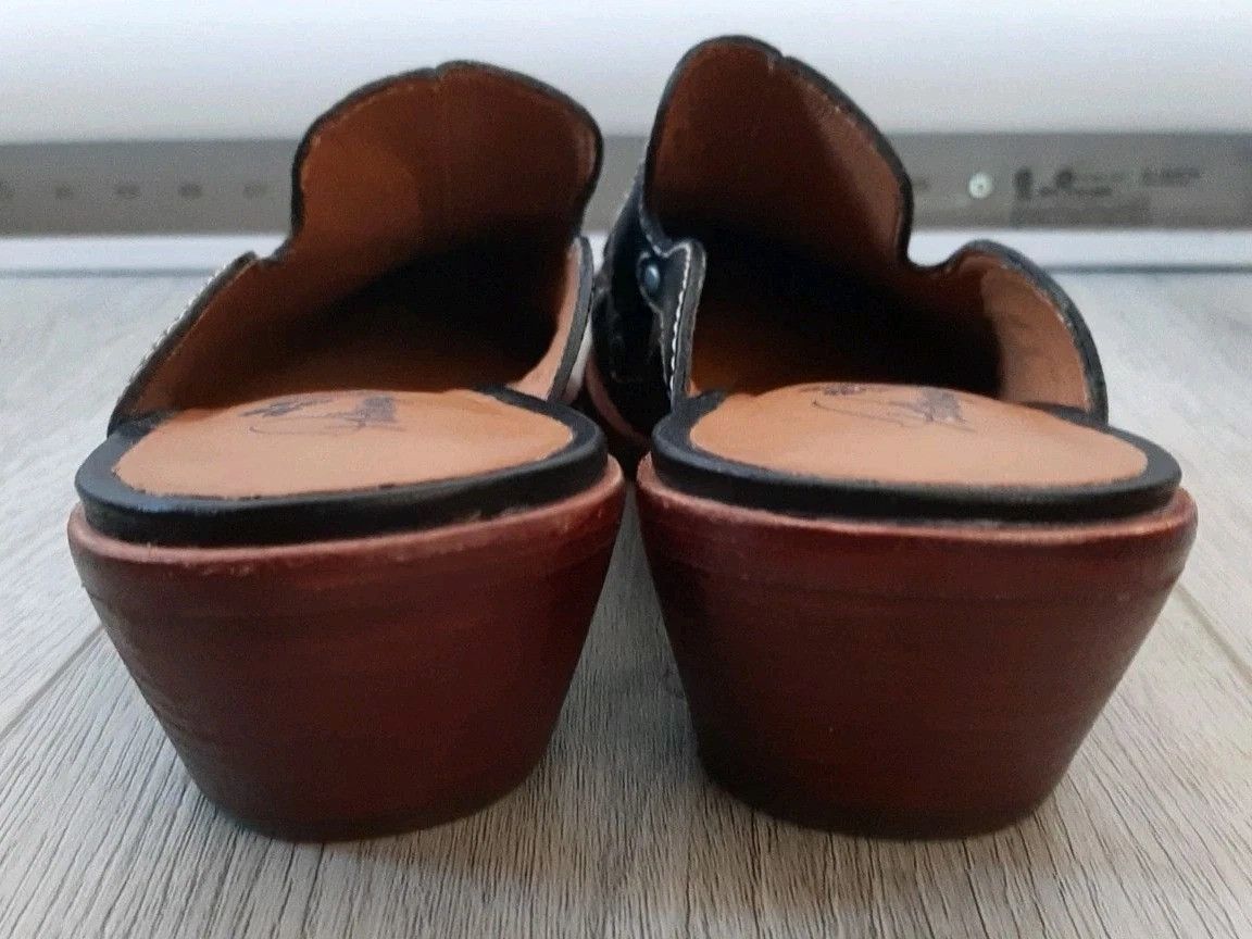 Patricia Nash Patricia Nash Leather Slip on Mules Western Studs Size US 7 / IT 37 - 5 Thumbnail