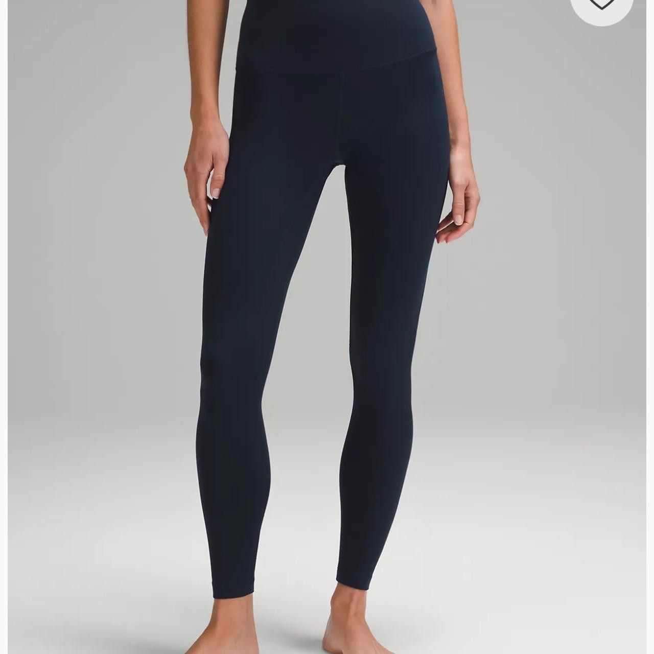 Lululemon Lululemon Women's Navy Legging Size 28" / US 6 / IT 42 - 4 Thumbnail