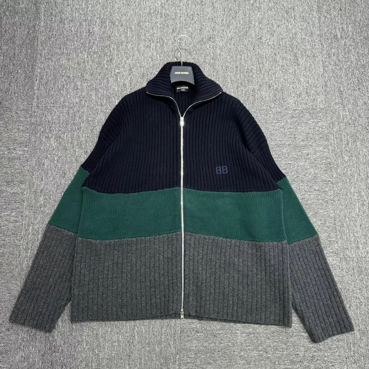 Balenciaga Balenciaga color blocked knit sweater Size US XS / EU 42 / 0 - 1 Thumbnail