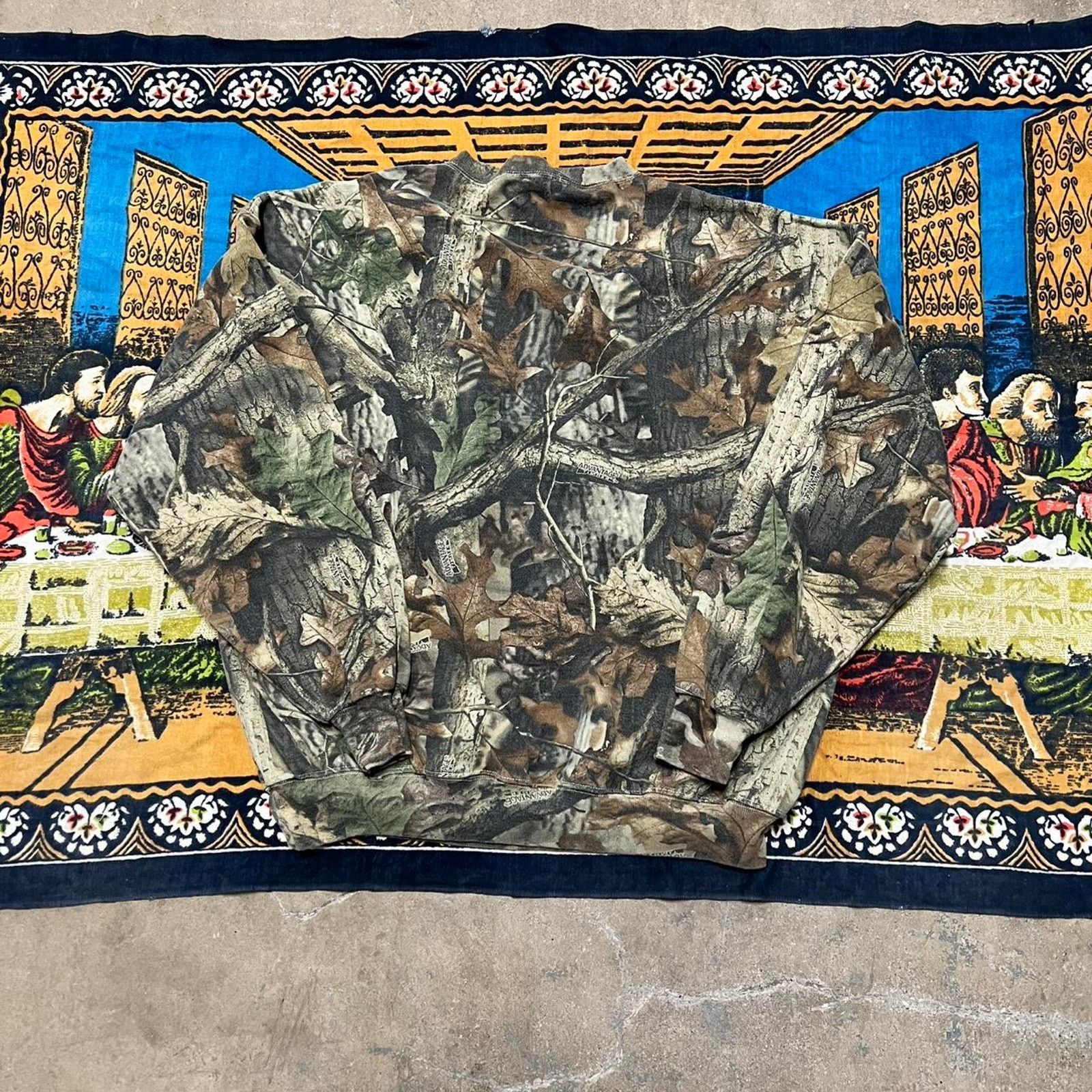 Realtree Realtree camo crewneck sweater size xl baggy y2k commander Size US XL / EU 56 / 4 - 5 Thumbnail