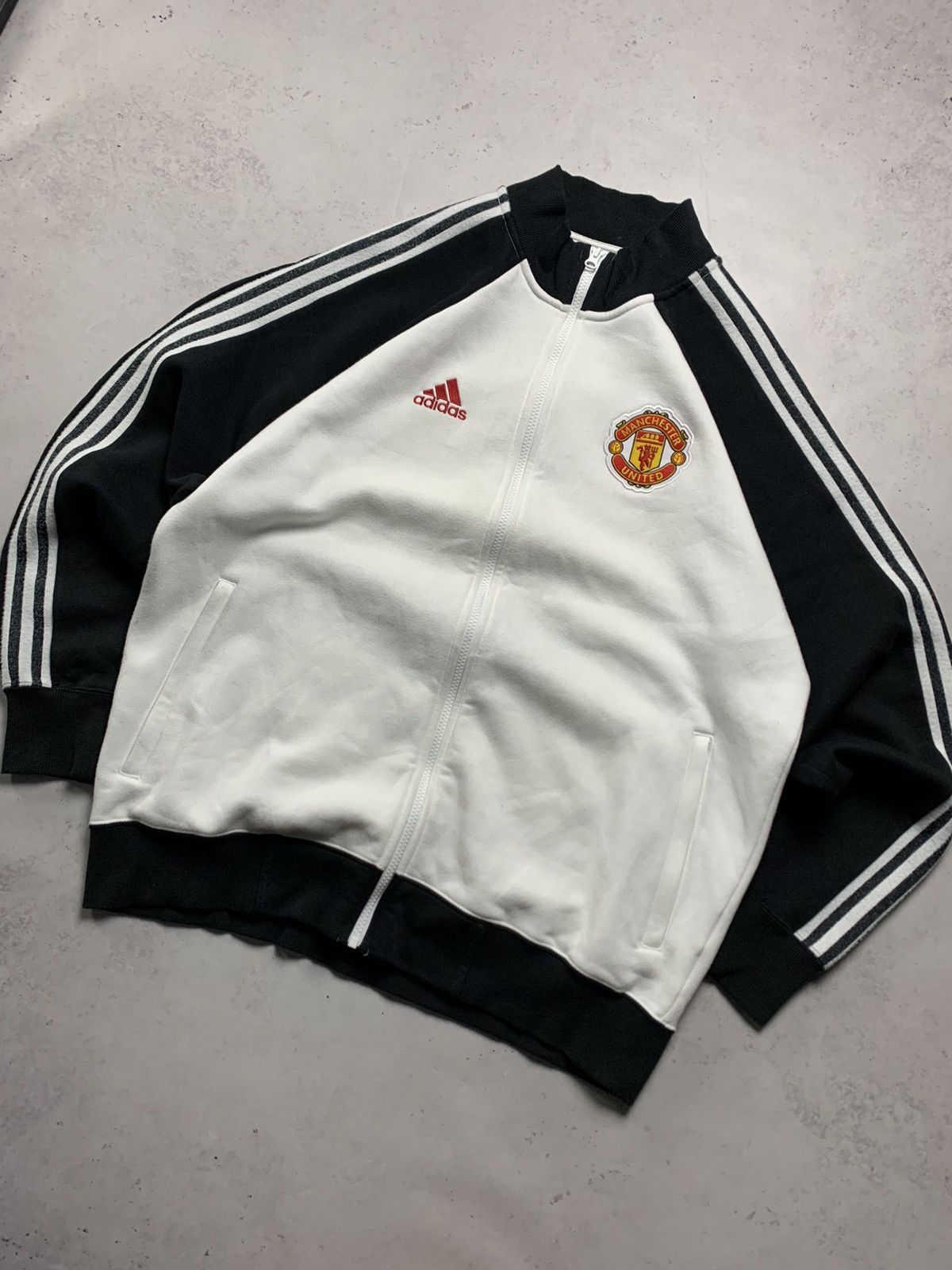Adidas × Vintage Vintage Adidas 3 Stripes Manchester United Olympic Jacket XL Size US L / EU 52-54 / 3 - 3 Thumbnail
