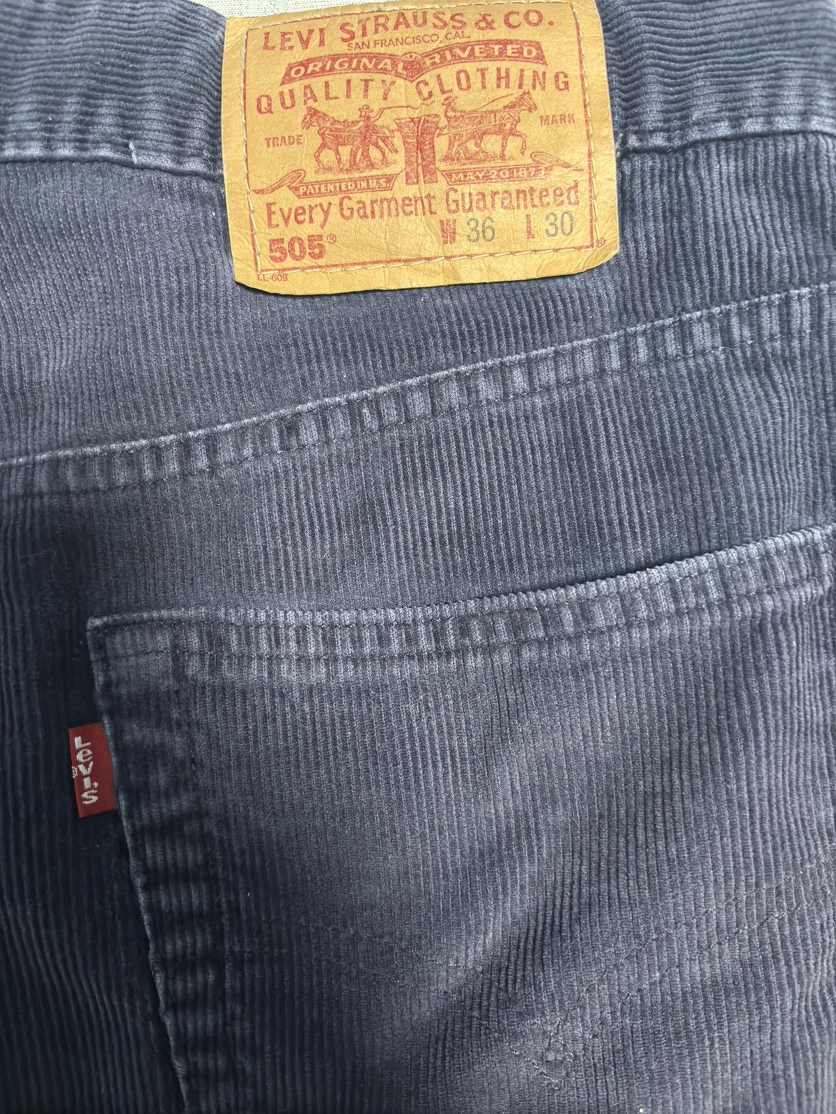 Levi's Vintage Clothing VINTAGE Levi 505 Jeans Size US 36 / EU 52 - 4 Thumbnail
