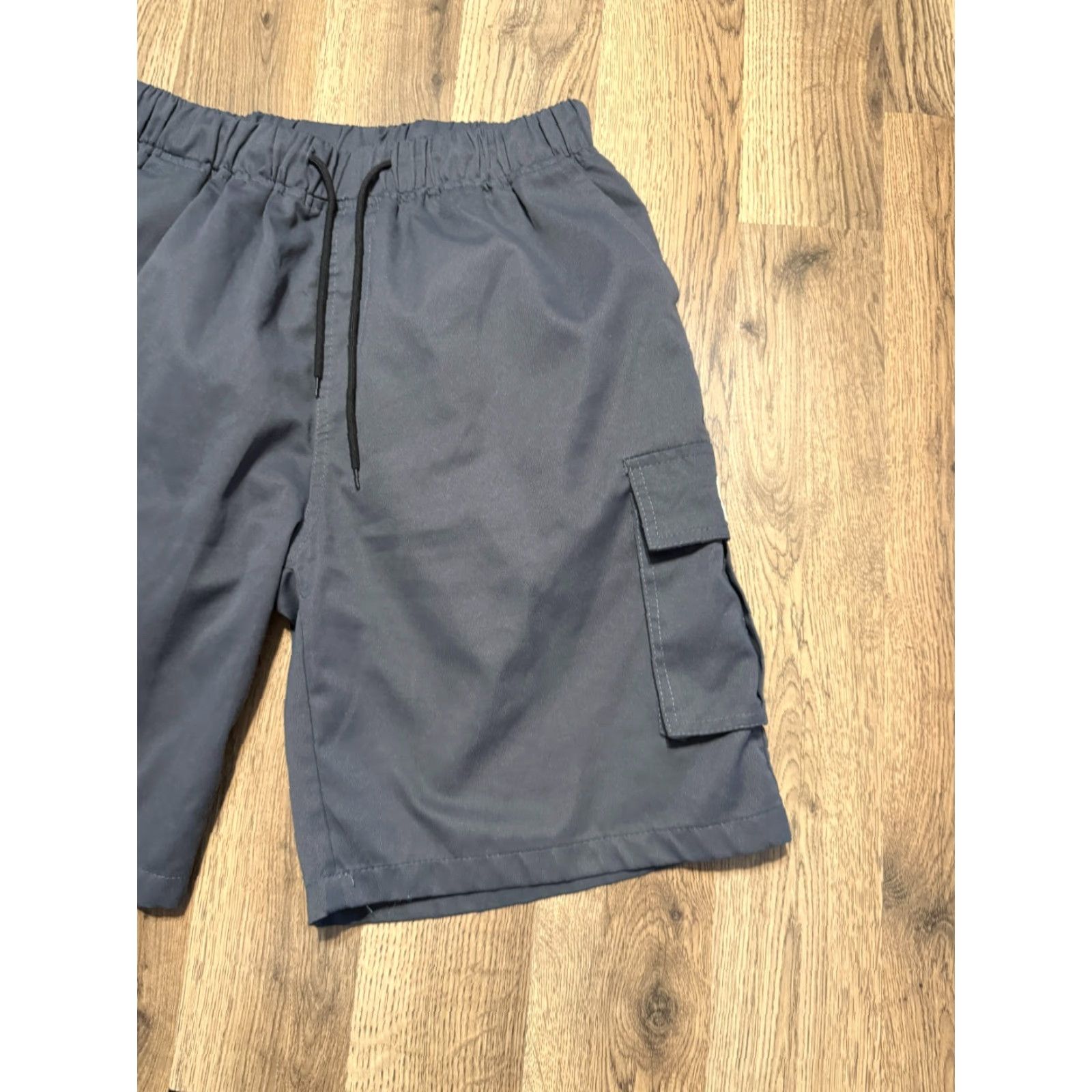 Vintage HKS Cargo Shorts Men Size Large Gray Tie Waist Side Pockets Pull On Size US 33 - 2 Thumbnail