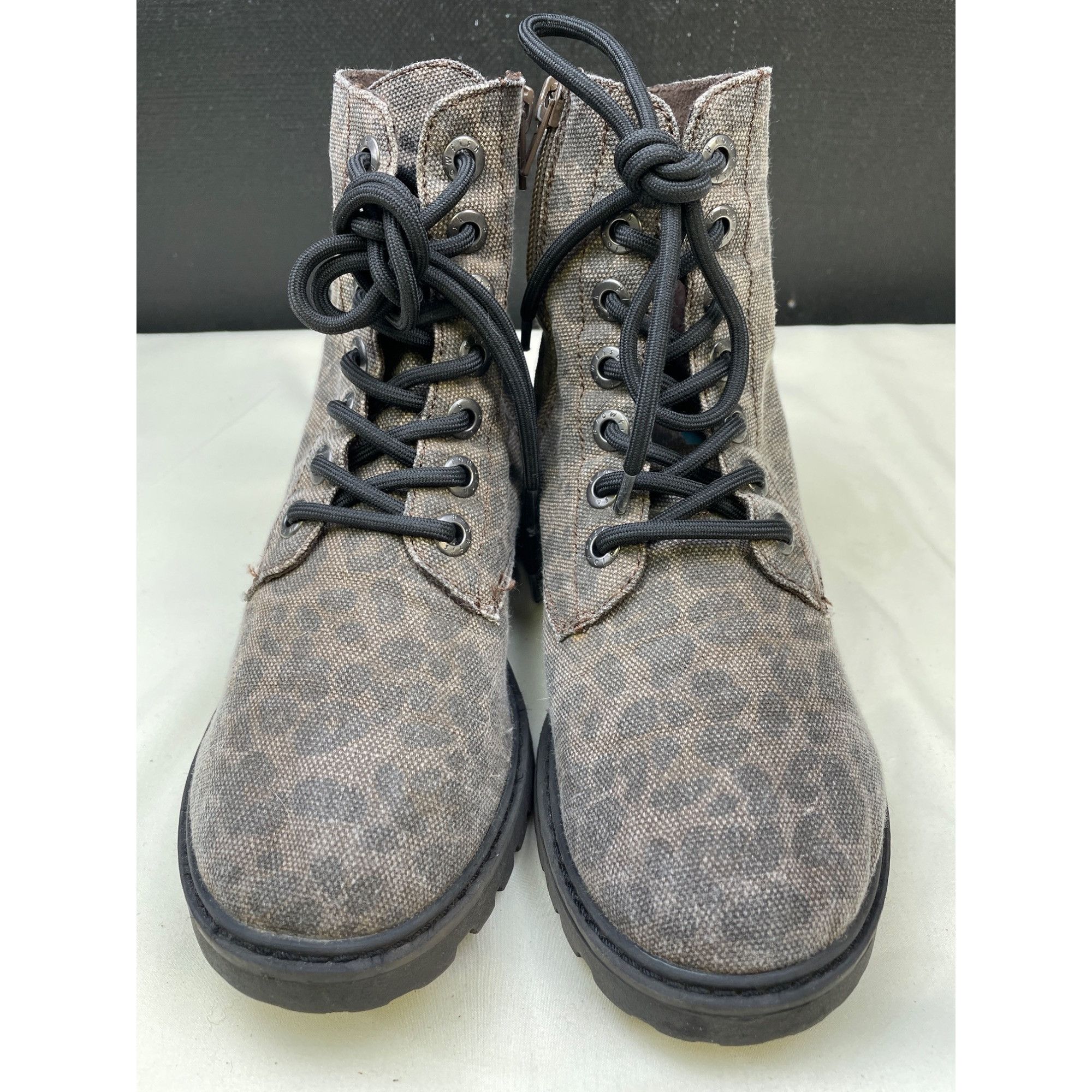 Other Blowfish Women's Brown Leopard Print Ankle Shoes/ Boots Size Size US 7 / IT 37 - 4 Thumbnail