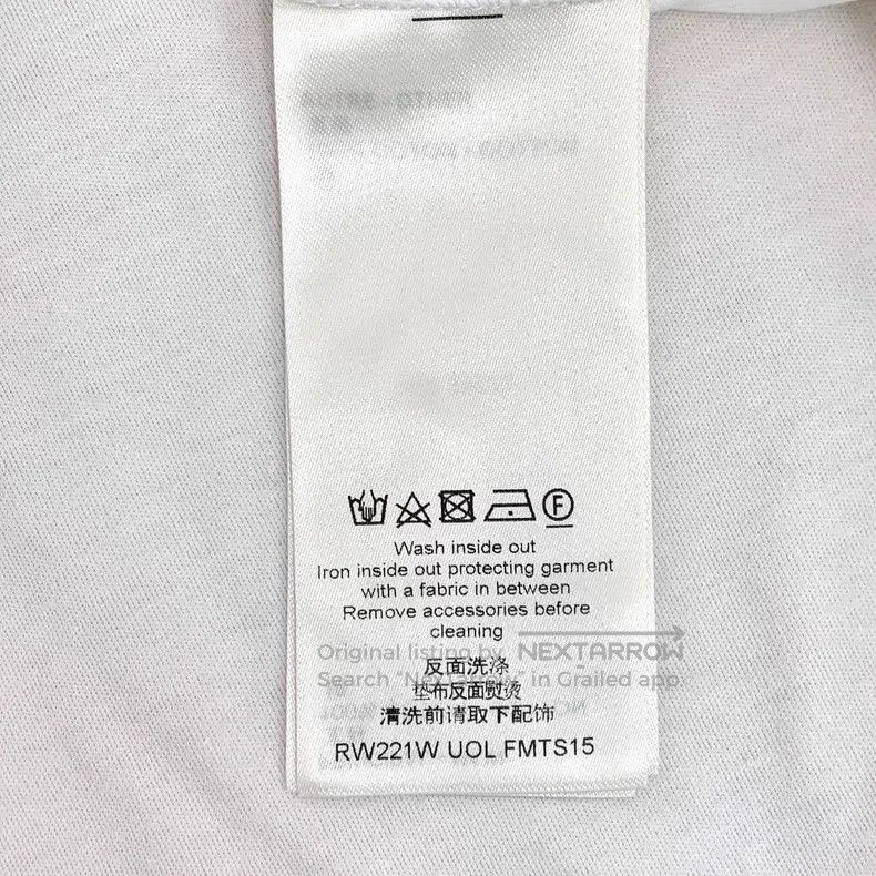Louis Vuitton Louis Vuitton 22 white chain logo printed cotton crew neck Size US M / EU 48-50 / 2 - 8 Thumbnail