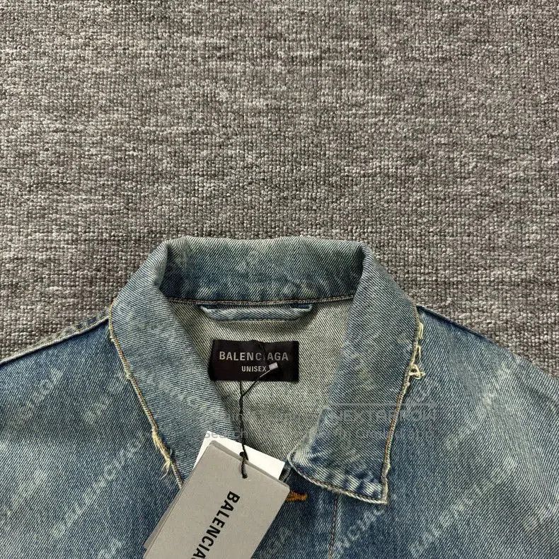 Balenciaga Balenciaga Blue Denim Jacket. Size US XS / EU 42 / 0 - 2 Thumbnail