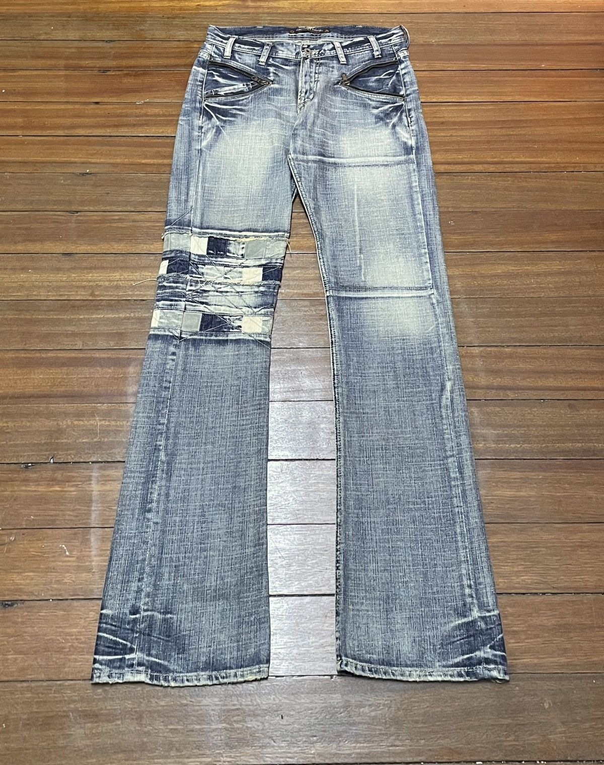 Rare Design Vintage Brand Heritage Stone Flared Jeans 1990s