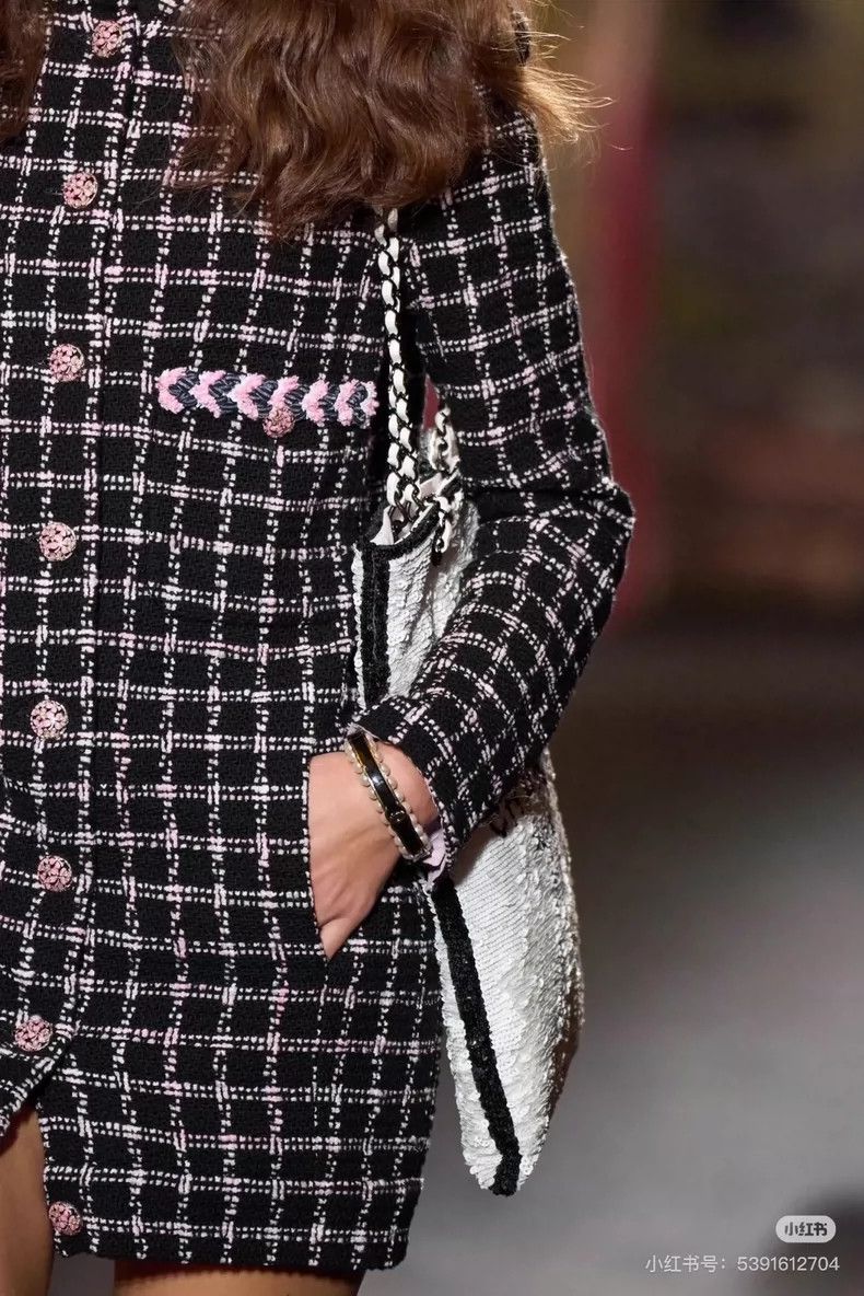 Chanel Chanel 24S spring and summer black pink plaid embroidered Size XS / US 0-2 / IT 36-38 - 8 Thumbnail