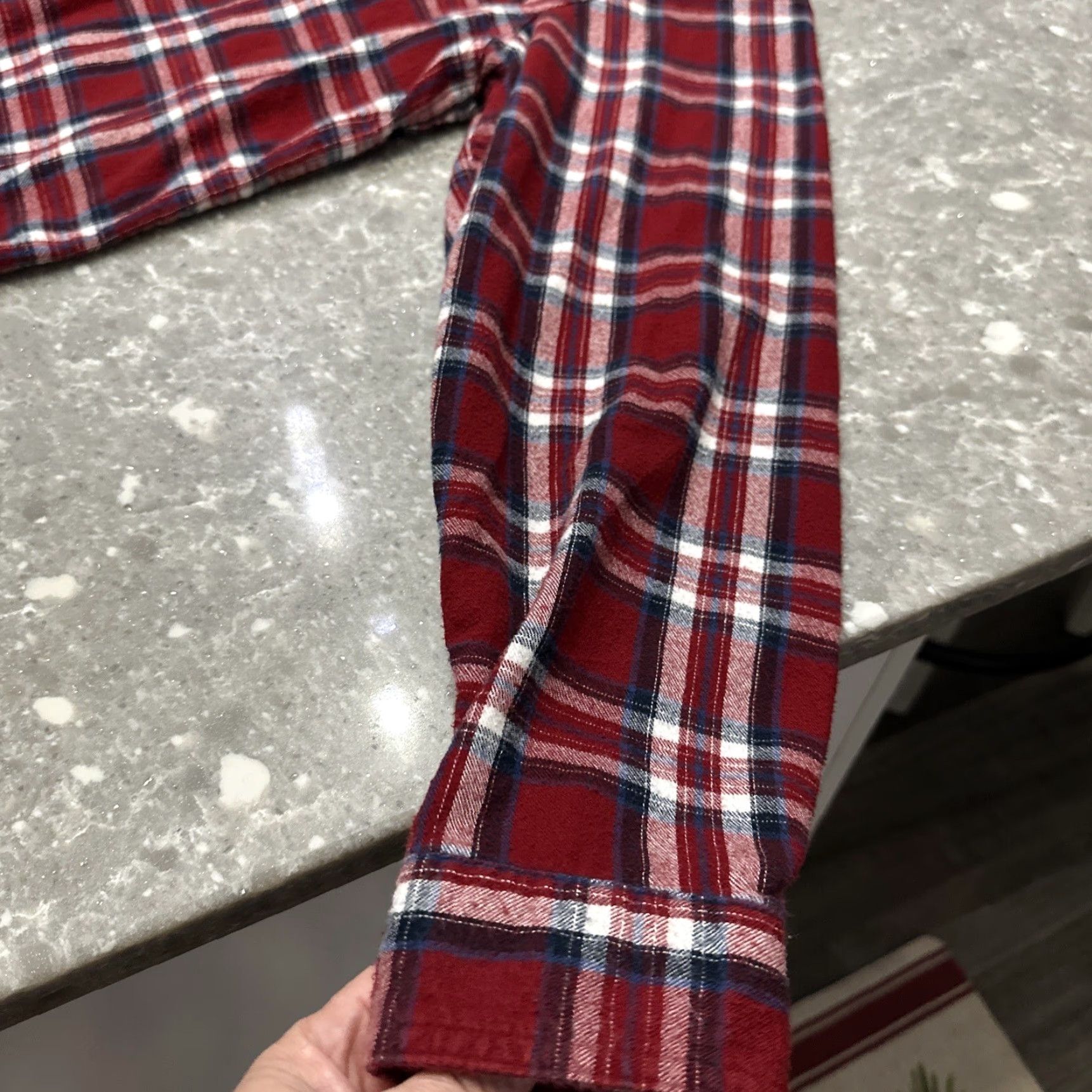 Vintage LL Bean Shirt Men's Large Long Sleeve Red Plaid Flannel Button Down Pockets Size US L / EU 52-54 / 3 - 7 Thumbnail