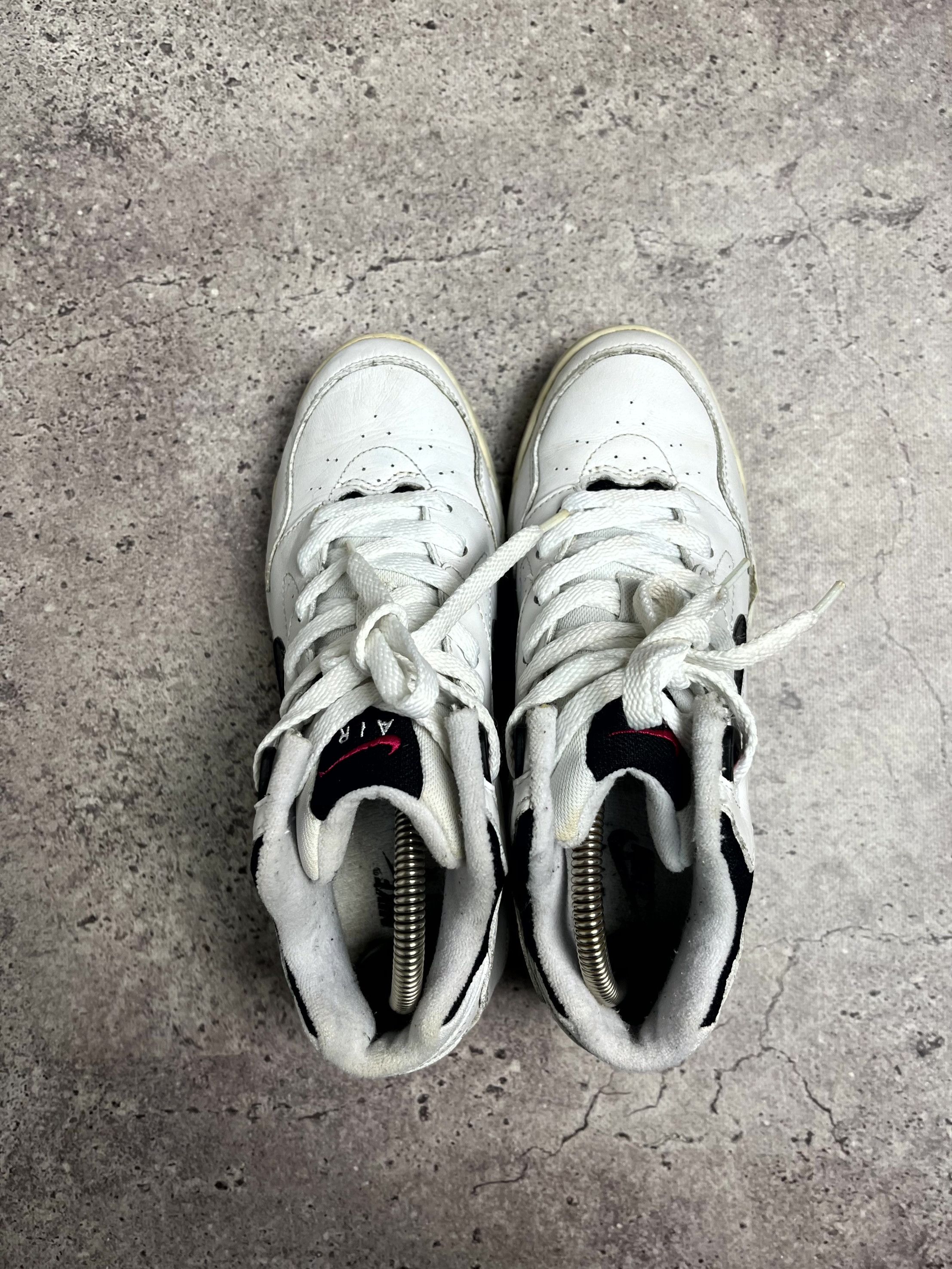Nike Vintage Nike Air High Top White Sneakers Size US 7.5 EU 38.5 Size US 7.5 / IT 37.5 - 3 Thumbnail