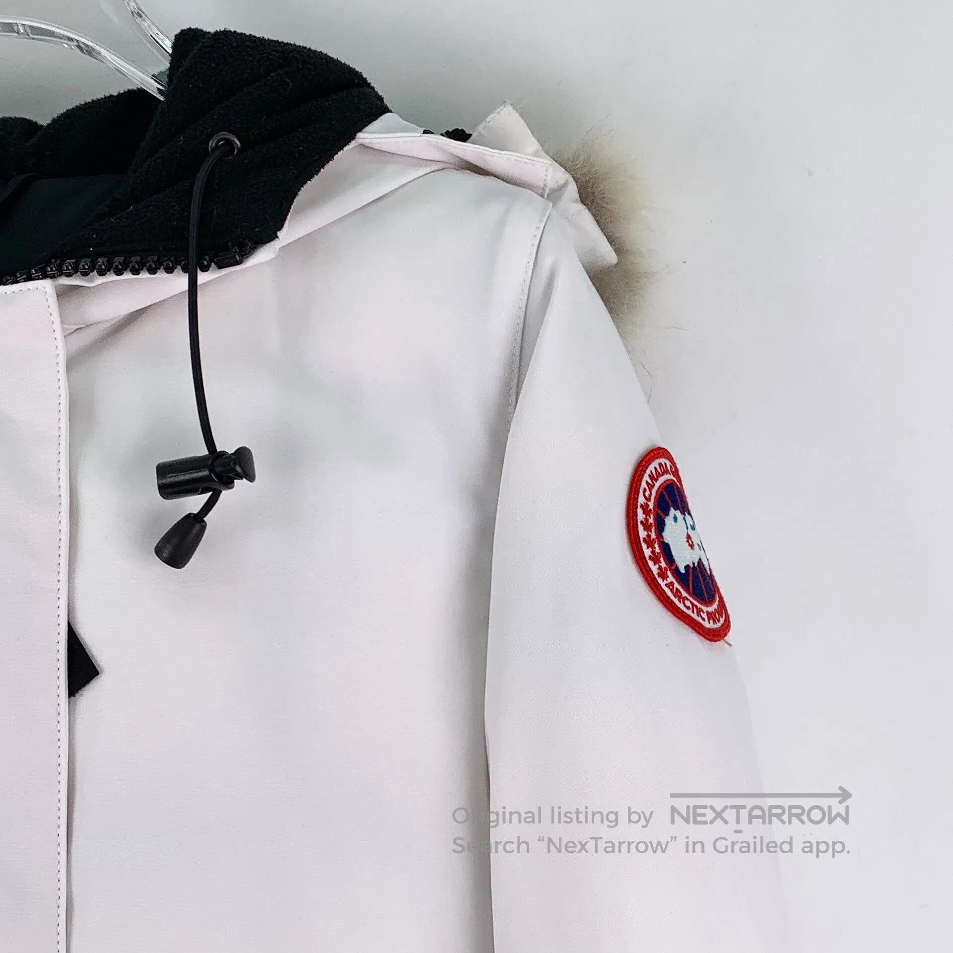 Canada Goose Canada Goose White Logo Patch Hood Faux Fur Long Sleeve Pu Size US XS / EU 42 / 0 - 3 Thumbnail