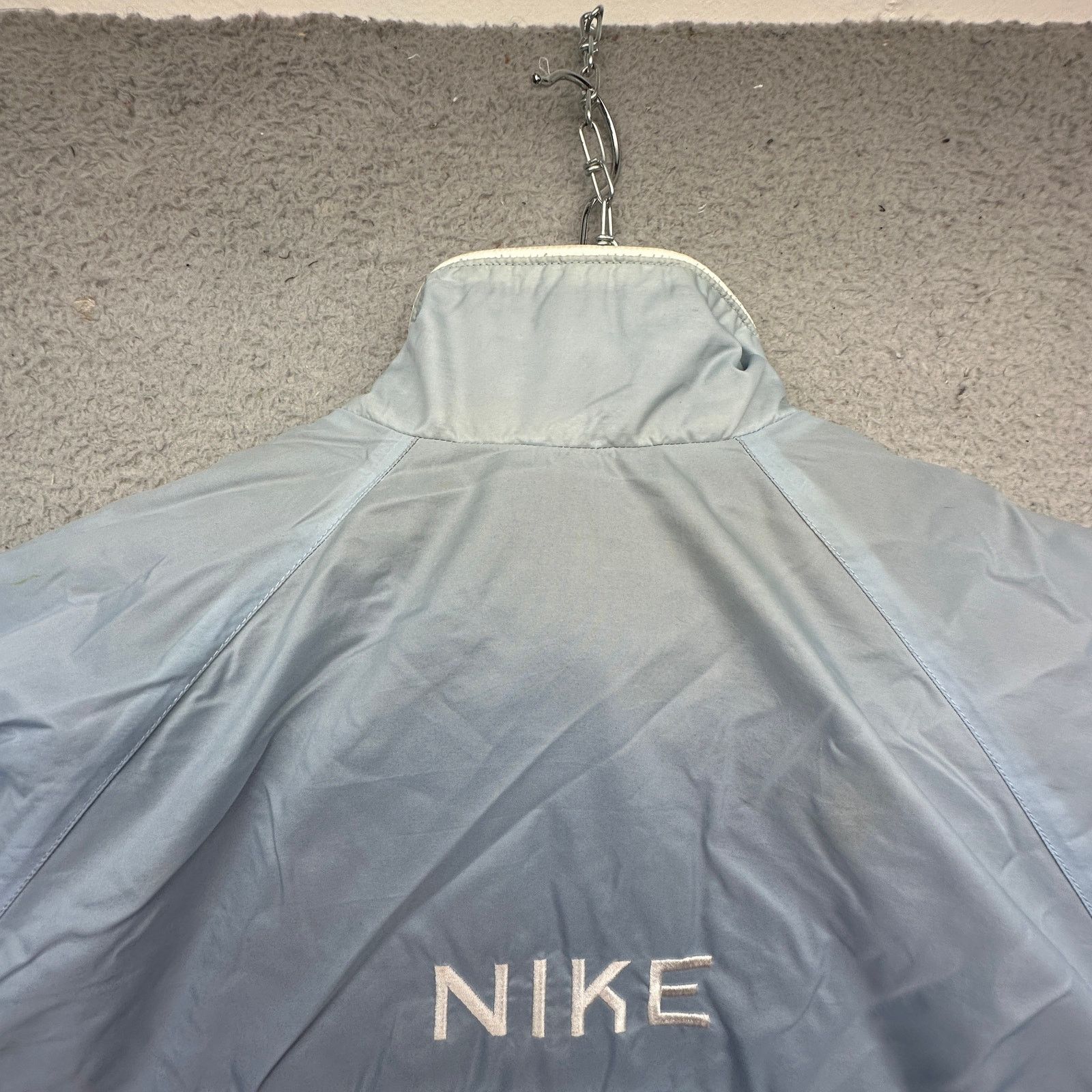 Nike VTG Nike Windbreaker Jacket Womens Large Baby Blue Navy Size L / US 10 / IT 46 - 10 Thumbnail