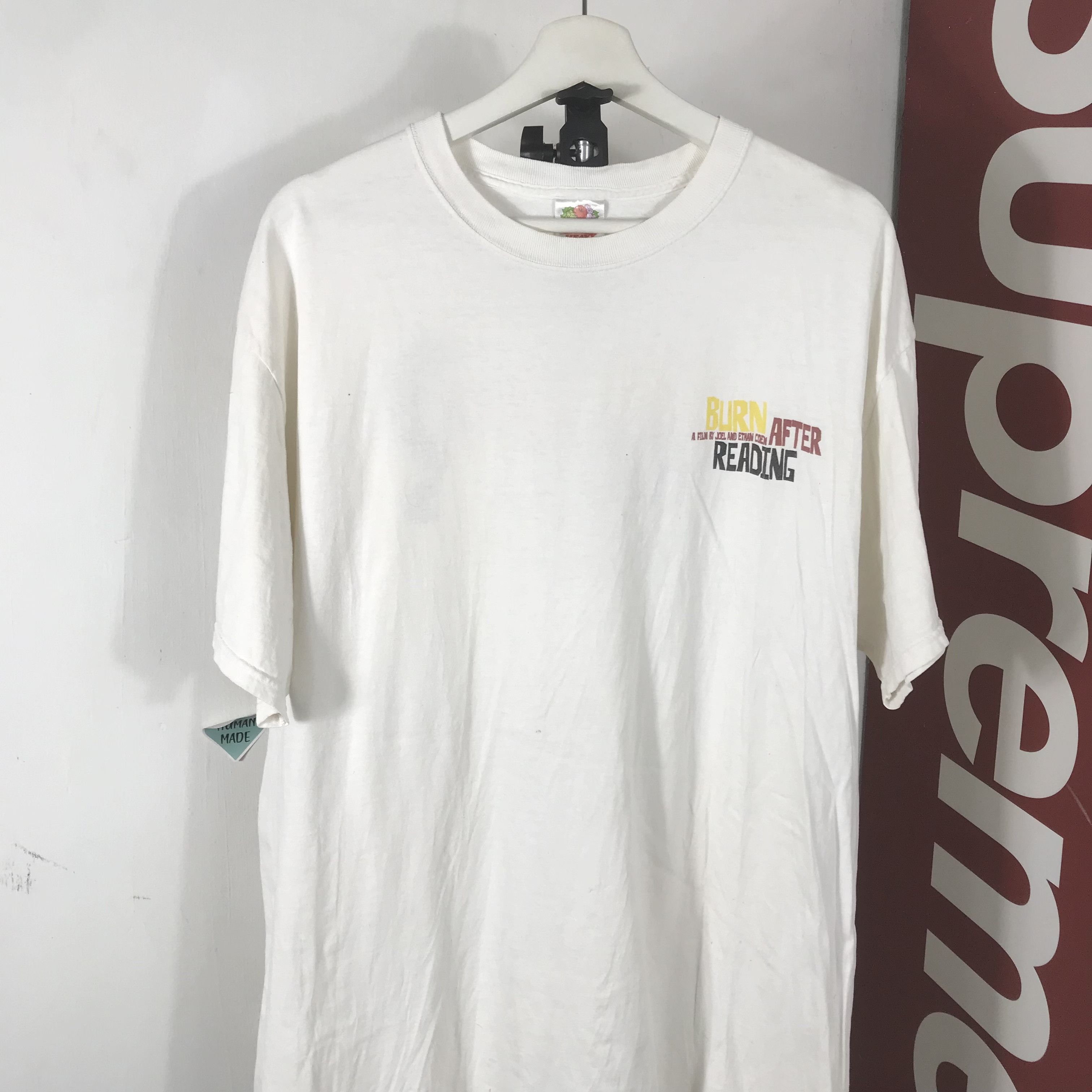 Vintage Vintage burn after reading Brad Pitt Movie Promo T-shirt L Size US XL / EU 56 / 4 - 4 Thumbnail
