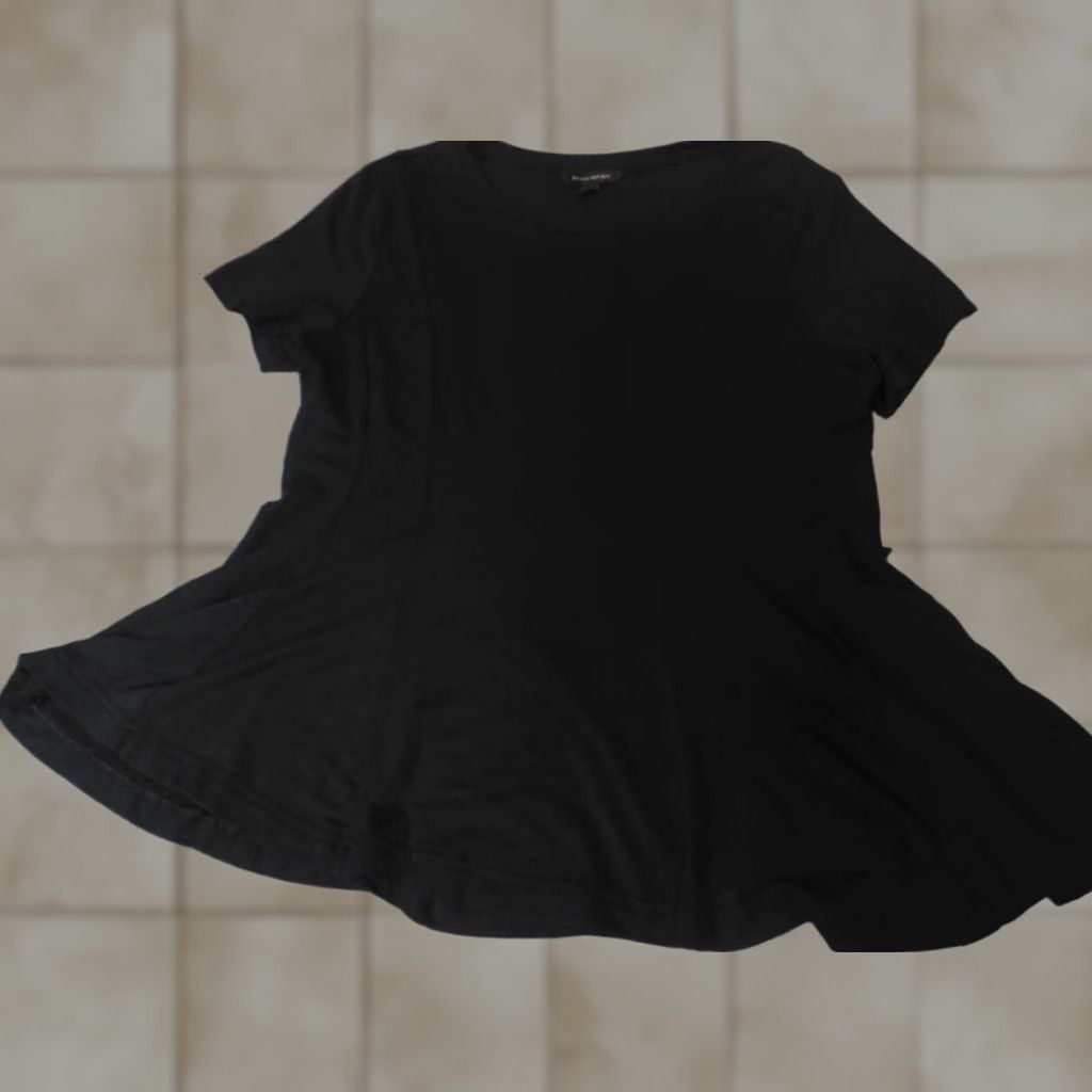 Banana Republic Banana Republic Blouse Womens Small Black Pullover Knit Short Sleeve Crew Neck Ruffle Casual Pullover Stretch Top Regular Size S Black Womens Size S / US 4 / IT 40 - 1 Thumbnail