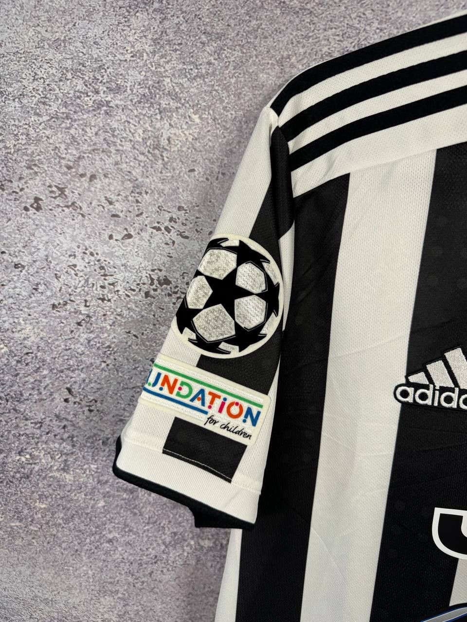 Adidas × Vintage CHIELLINI Juventus 2021/22 Adidas LC Soccer Jersey Large Size US L / EU 52-54 / 3 - 5 Thumbnail