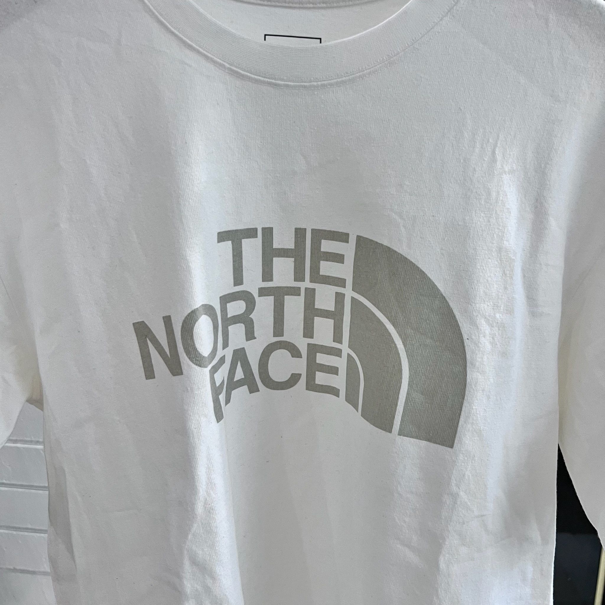 The North Face The North Face Half Dome Logo White Tshirt Soft Grey Logo Size US L / EU 52-54 / 3 - 2 Thumbnail