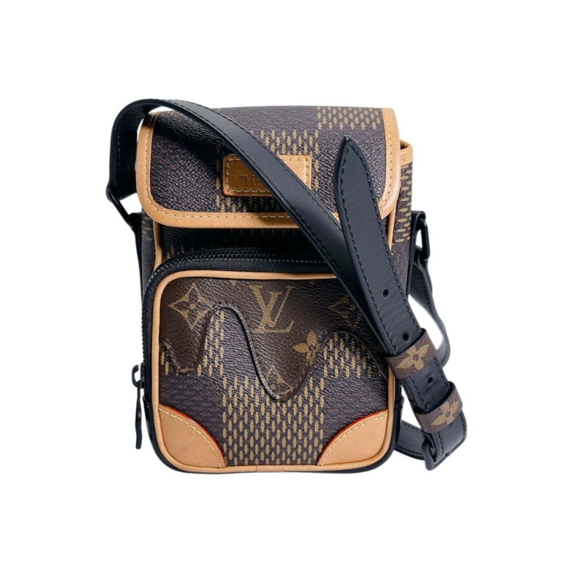 Louis Vuitton Louis Vuitton Amazon Messenger Bag Damier Giant Geant Canvas N40357 Brown Size ONE SIZE - 1 Thumbnail