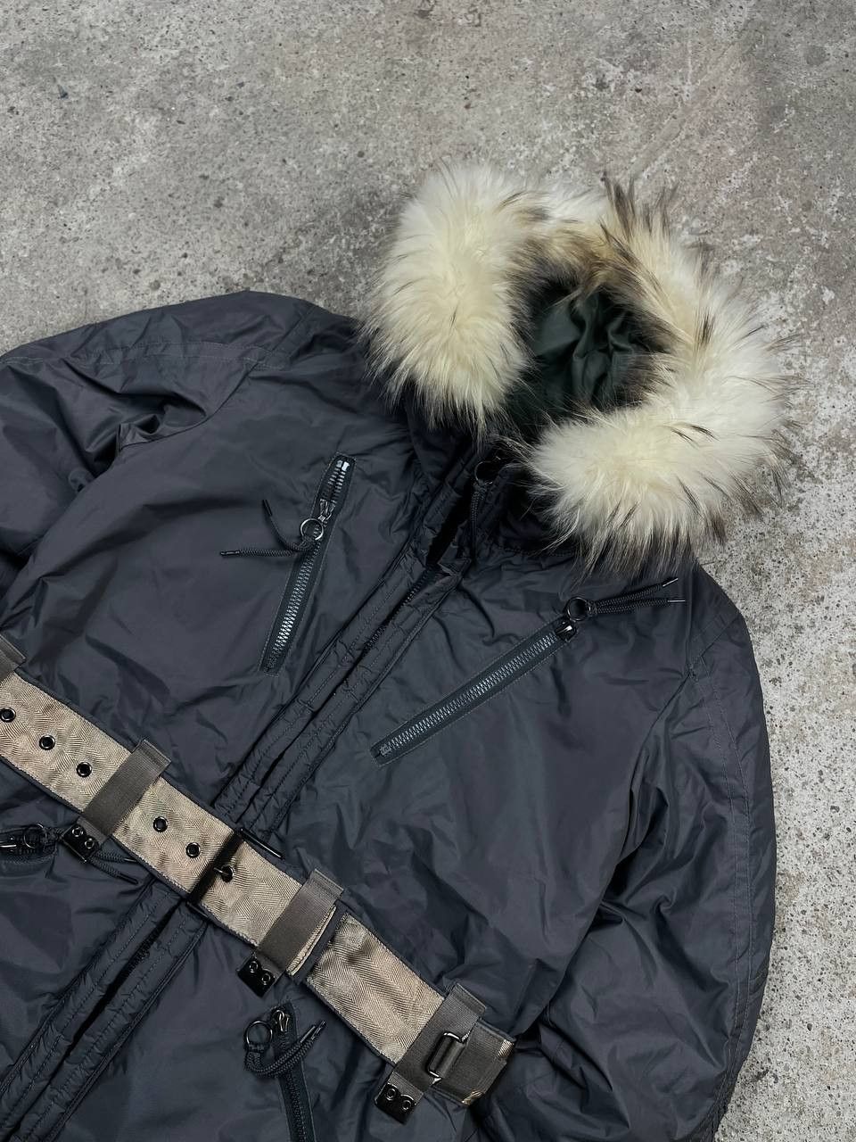 JET SET Jet Set Women's Ski Jacket with Fur Hood; Size = 4 Size US L / EU 52-54 / 3 - 7 Thumbnail