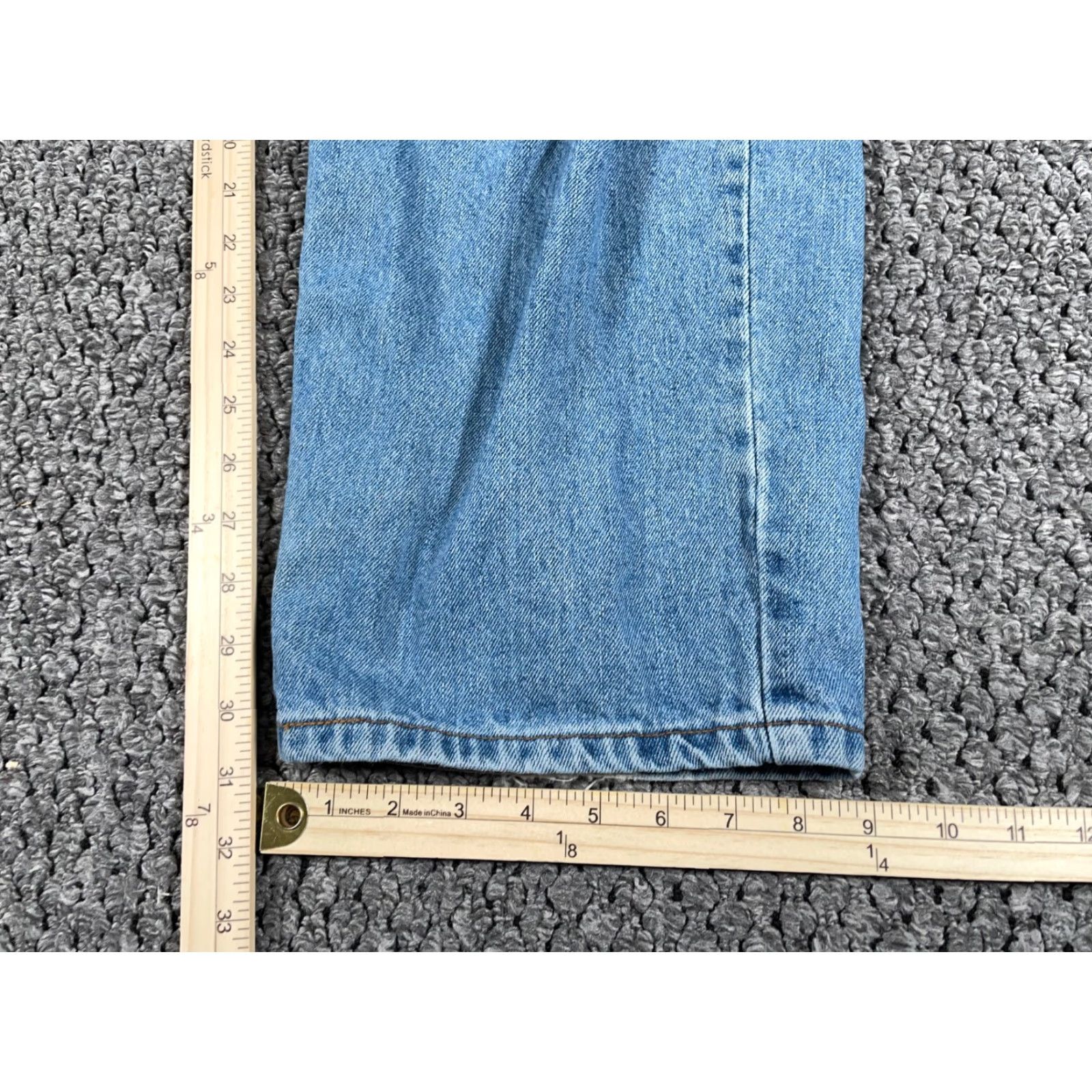 Levi's VINTAGE Levi's Jeans 550 Relaxed Fit 42 x 31 Blue Denim 90s Grunge Retro 5-Pocket Mens Jeans Brand Levi's Size US 42 / EU 58 - 6 Thumbnail