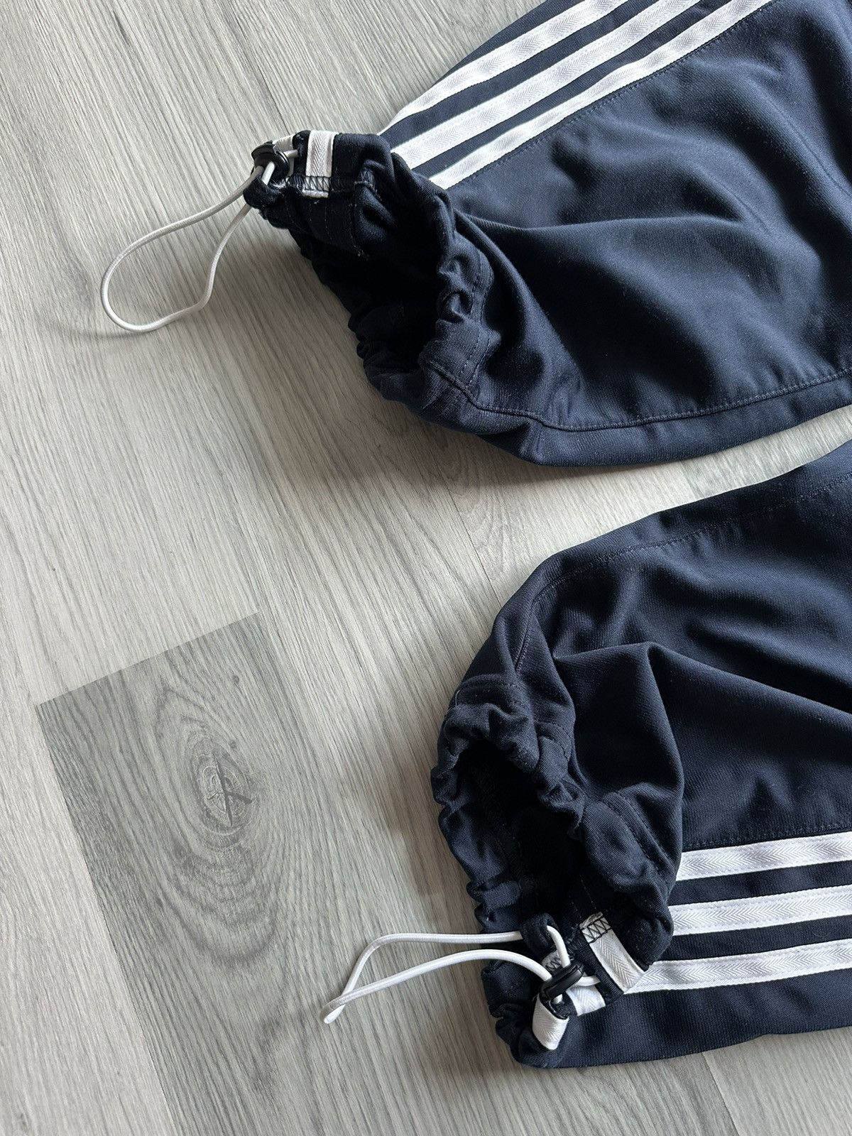 Adidas Vintage sweatpants Adidas 90s 3 stripes (size M) Size US 34 / EU 50 - 7 Thumbnail